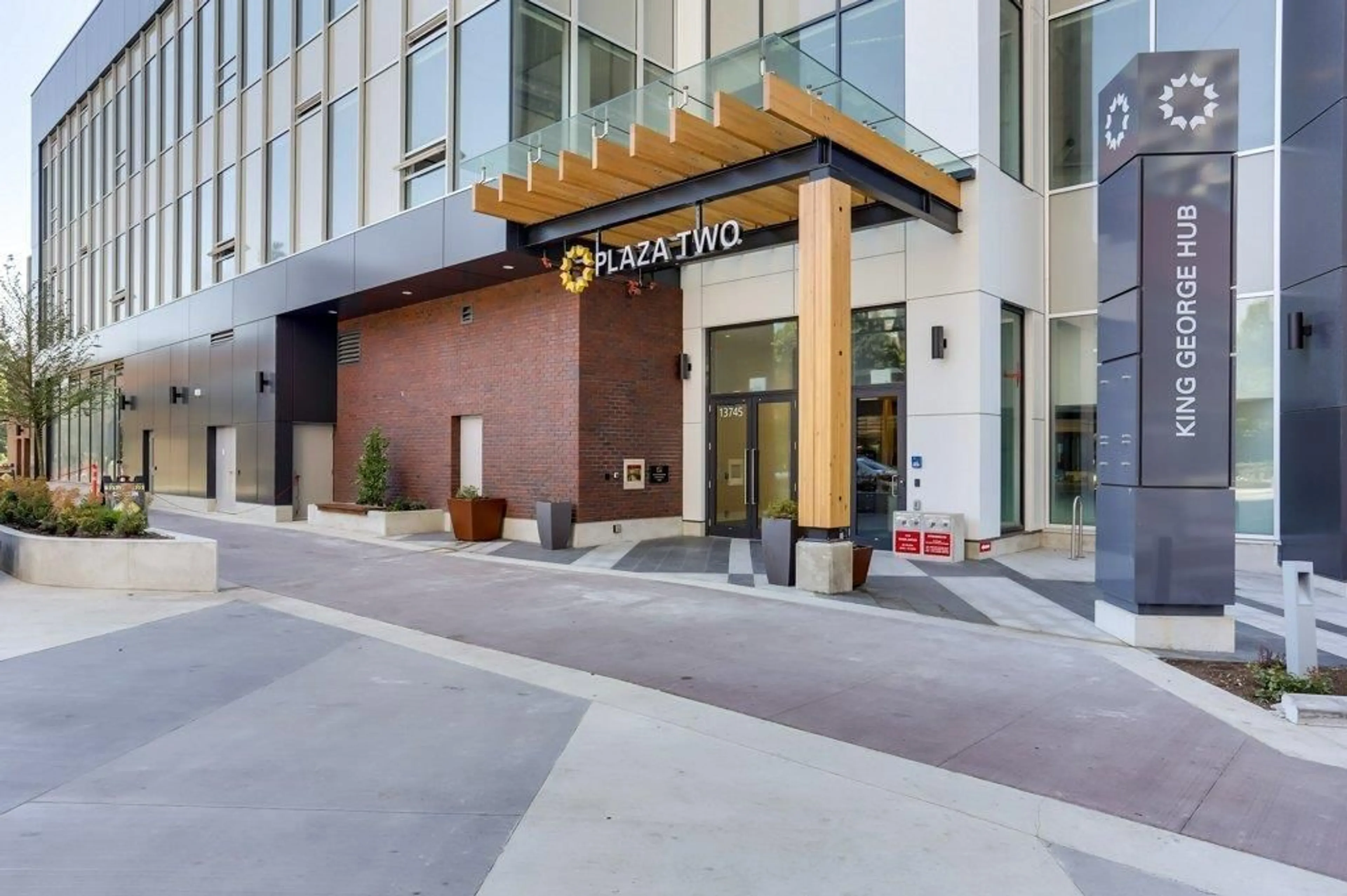 Patio, street for 3009 - 13745 GEORGE JUNCTION, Surrey British Columbia V3T4Y3