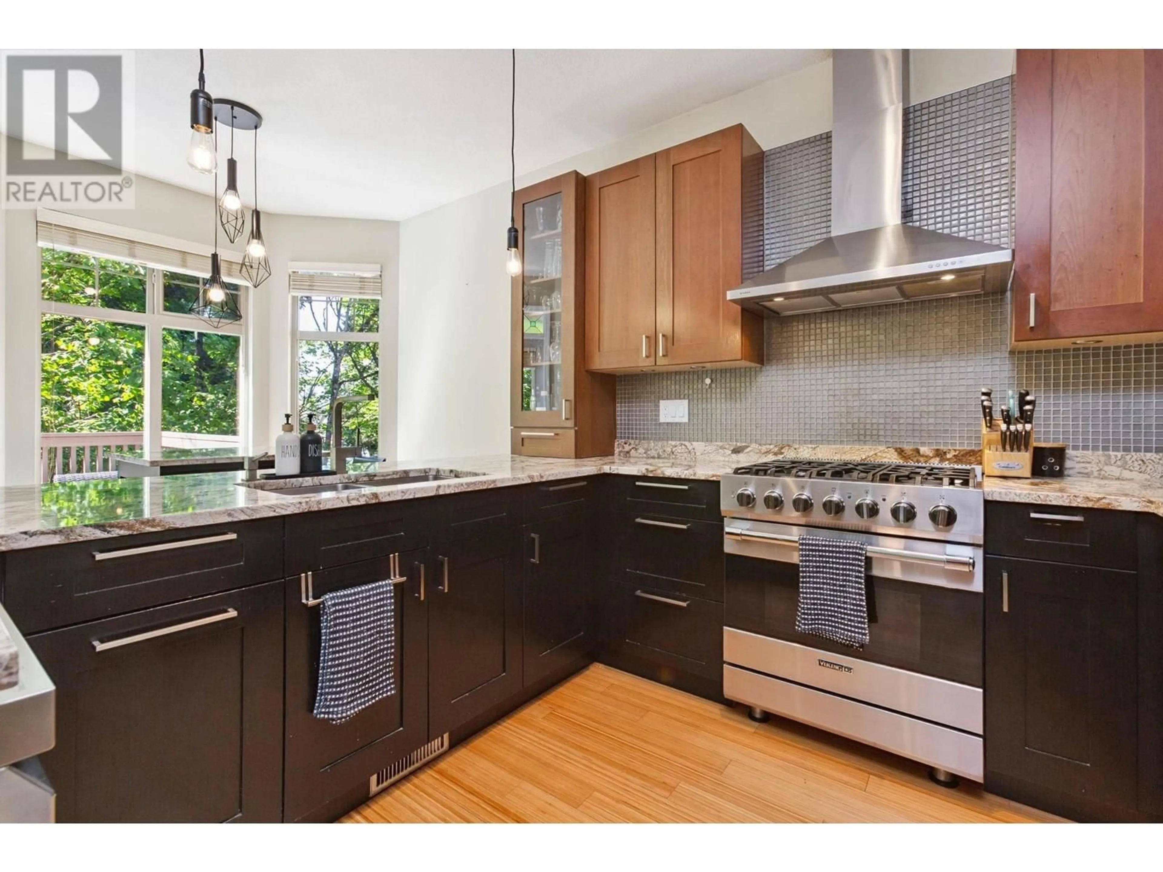 Open concept kitchen, unknown for 15 - 8868 16TH AVENUE, Burnaby British Columbia V3N5A6
