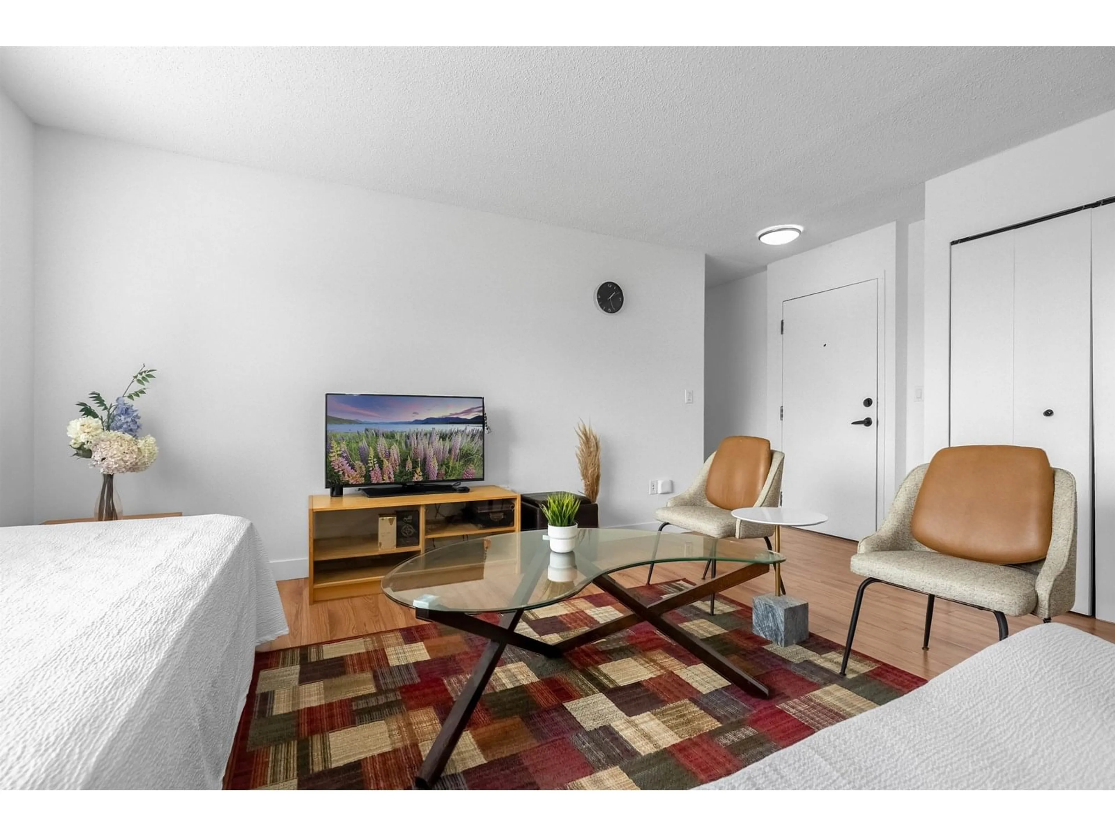 Living room with furniture, unknown for 308 - 5664 200, Langley British Columbia V3A1M8