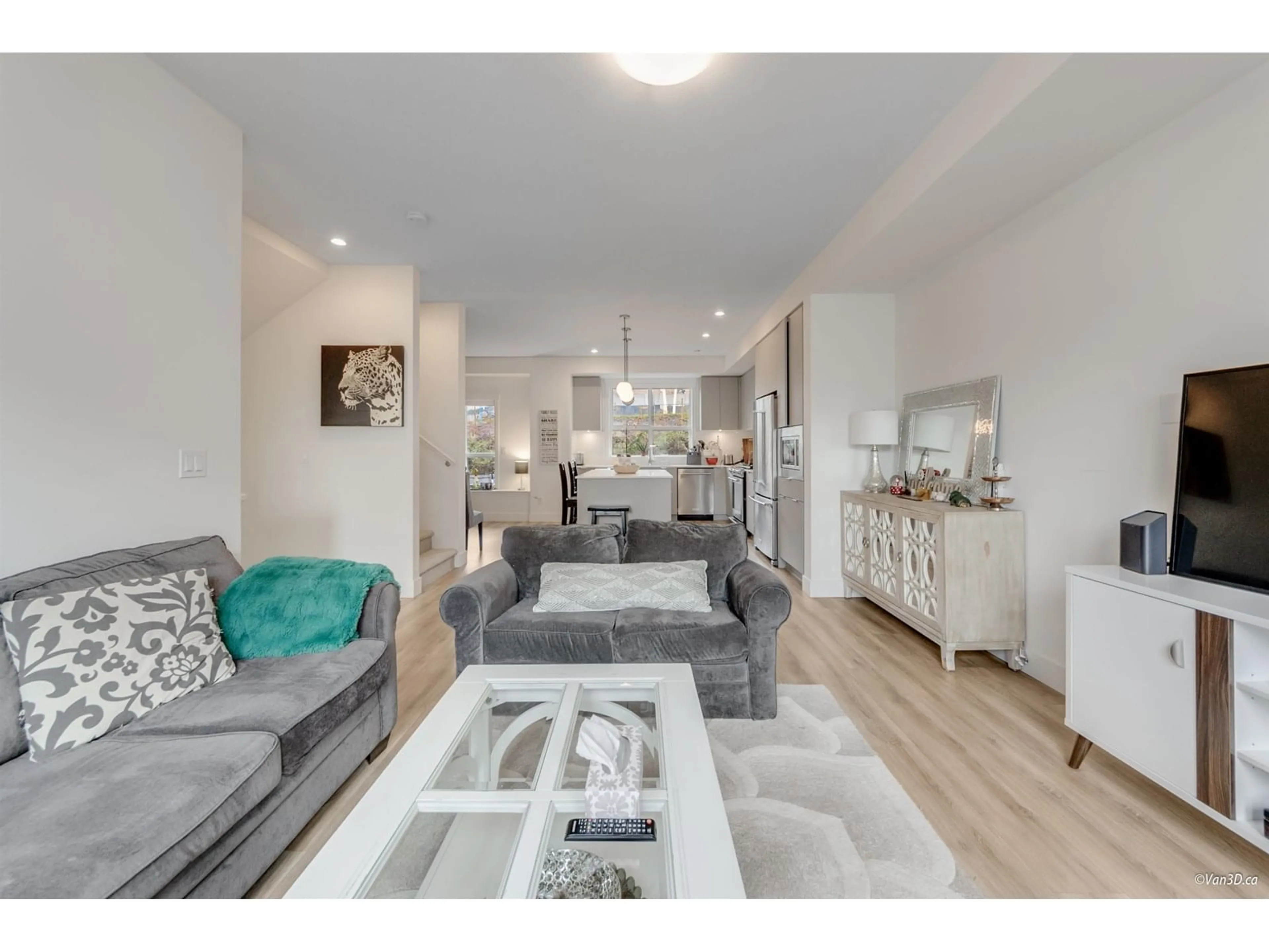 Living room with furniture, unknown for 109 - 16561 17A, Surrey British Columbia V3Z1J3