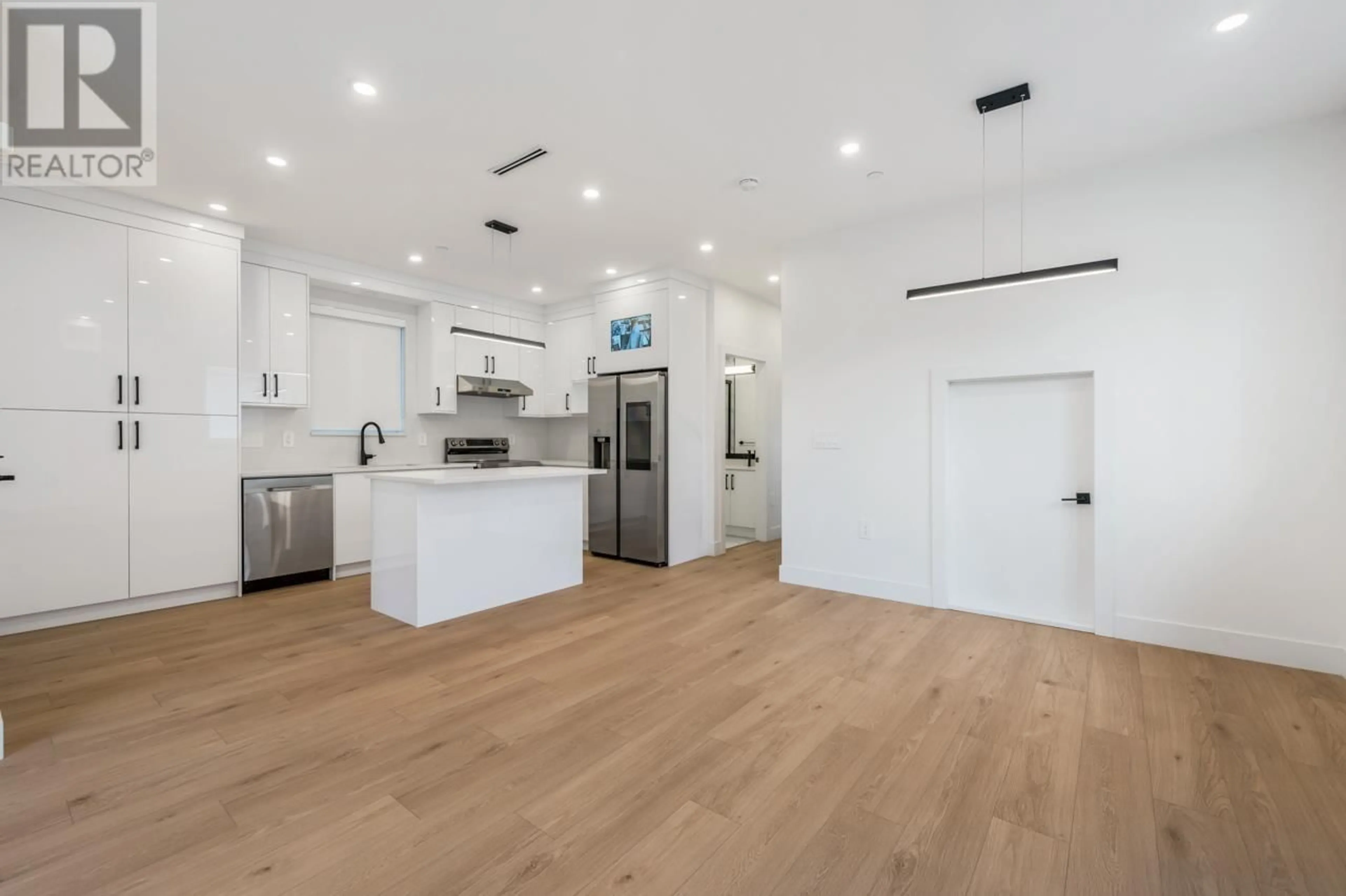 Open concept kitchen, unknown for 1 - 3090 VANNESS AVENUE, Vancouver British Columbia V5R5A1