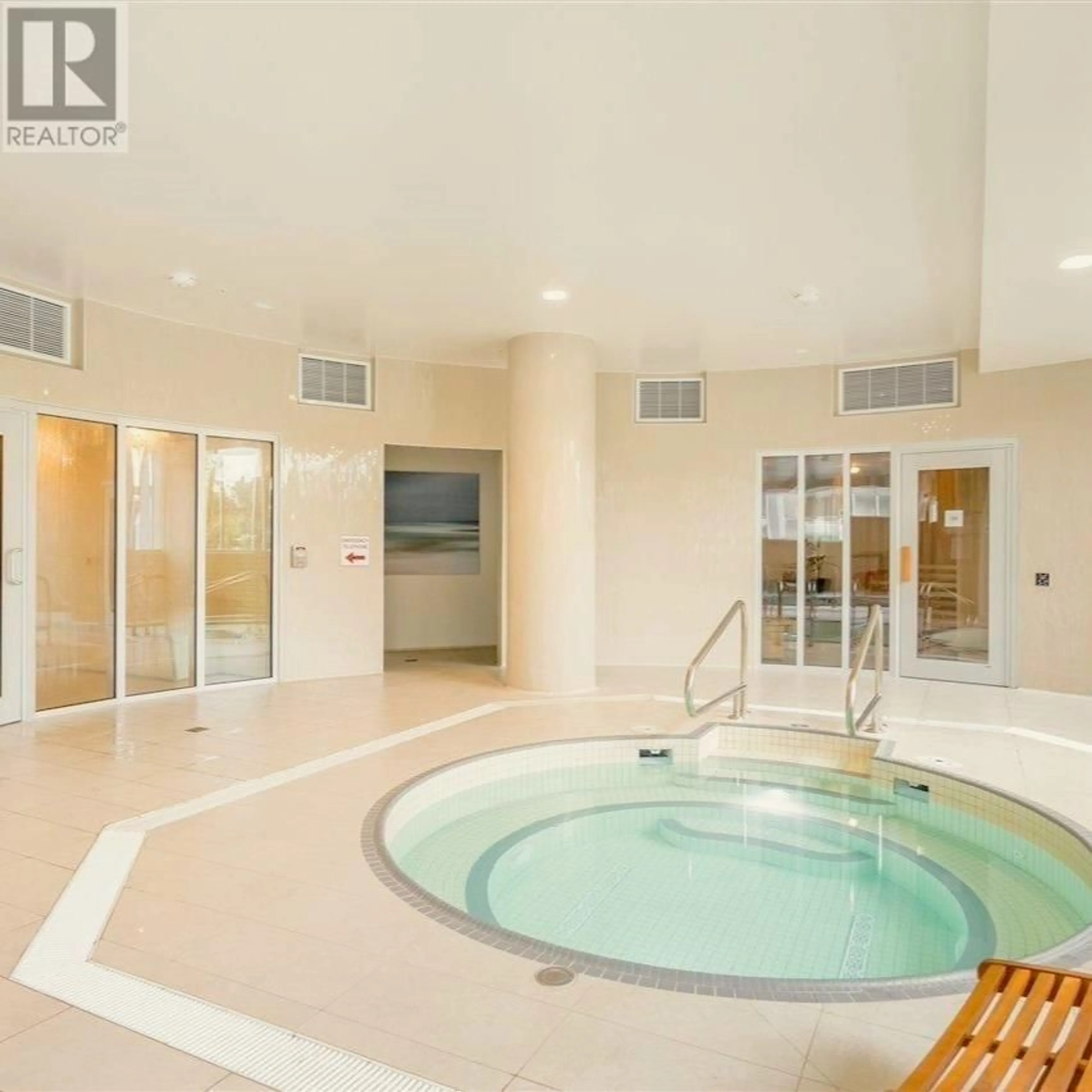 Pool for 4110 - 1788 GILMORE AVENUE, Burnaby British Columbia V5C0L5