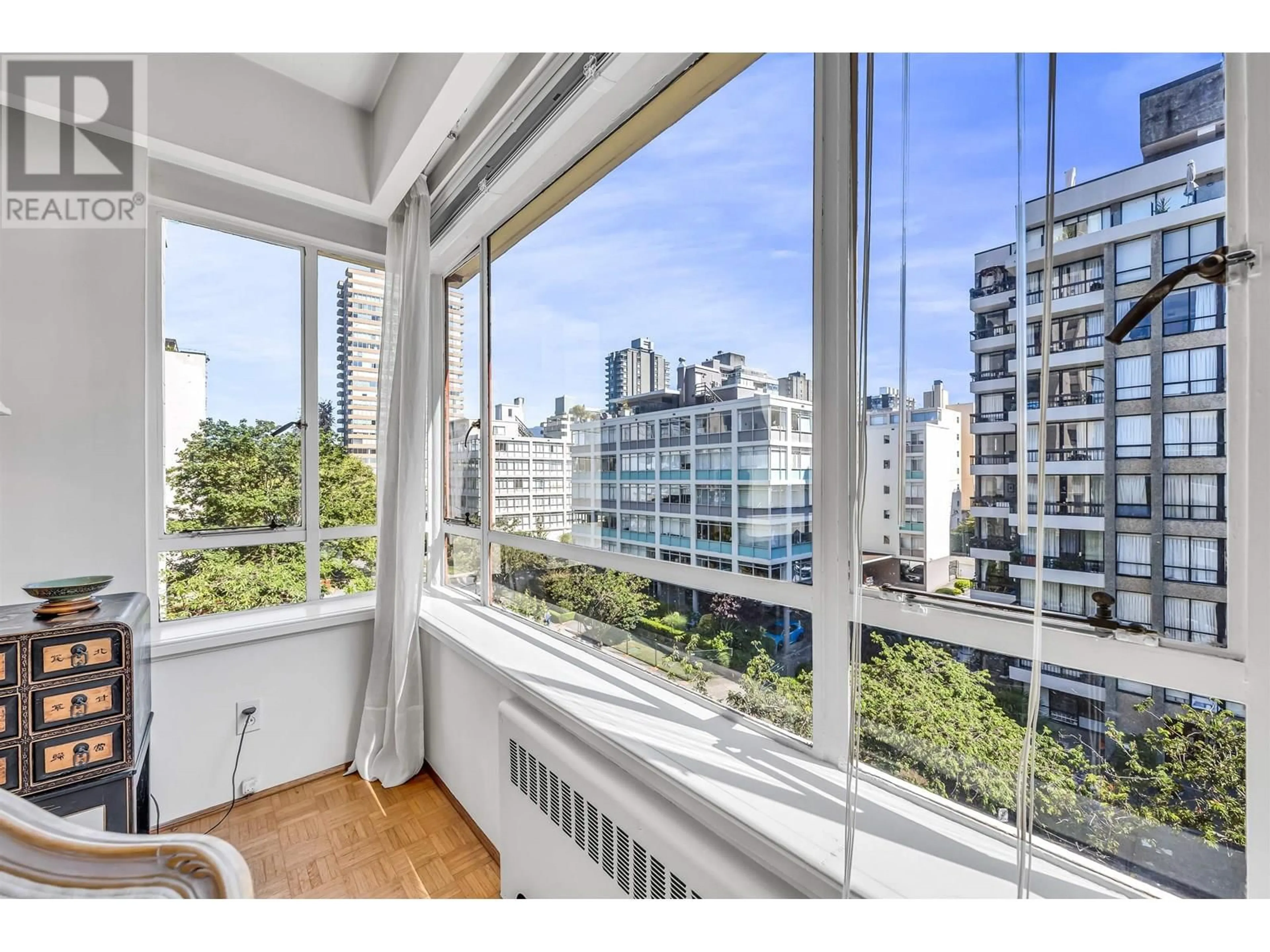 Balcony in the apartment, city buildings view from balcony for 508 - 1949 BEACH AVENUE, Vancouver British Columbia V6G1Z2