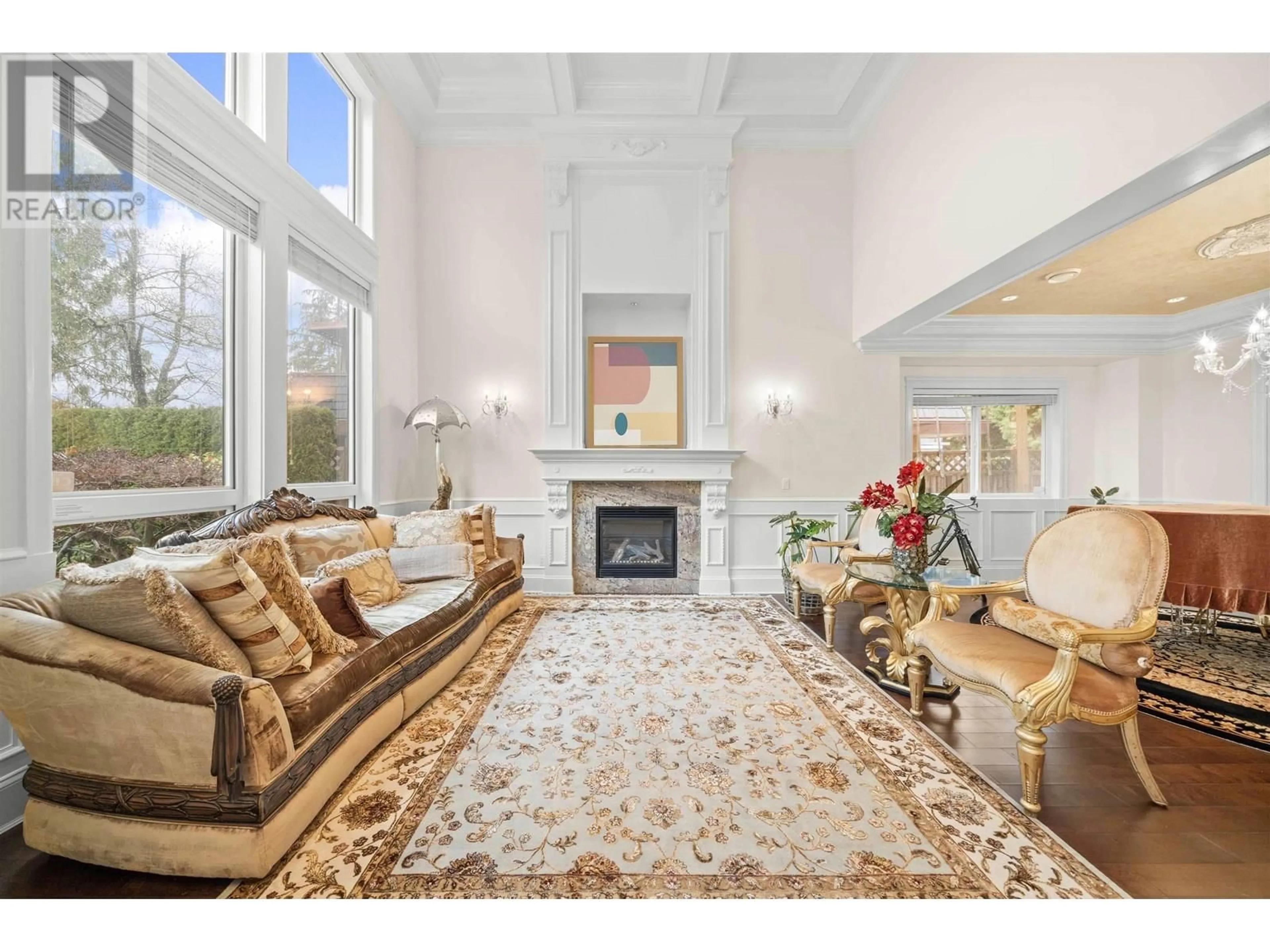 Living room with furniture, unknown for 6691 WOODWARDS ROAD, Richmond British Columbia V7E1H2