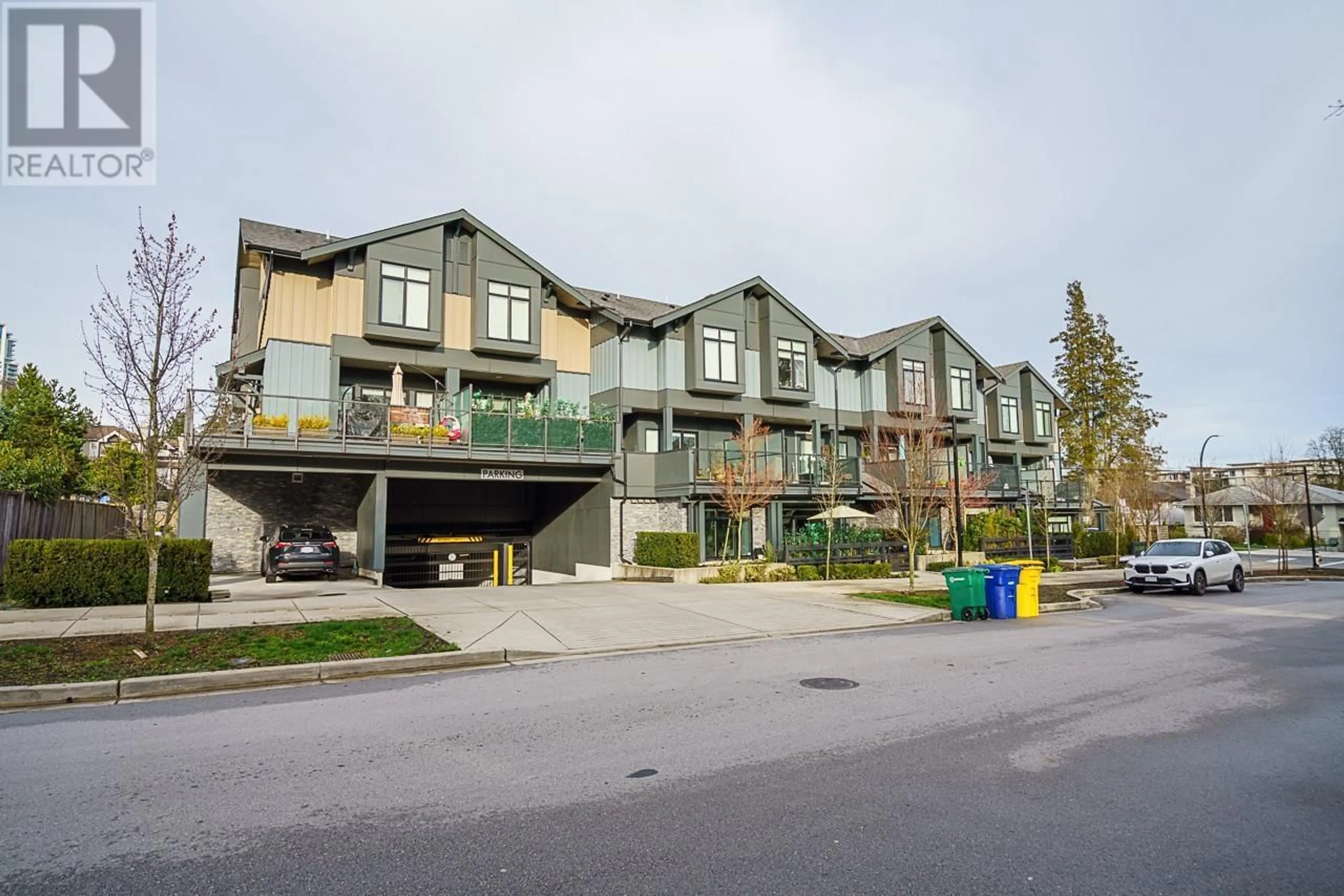 Unknown for 103 - 7131 17 AVENUE, Burnaby British Columbia V3N1K8