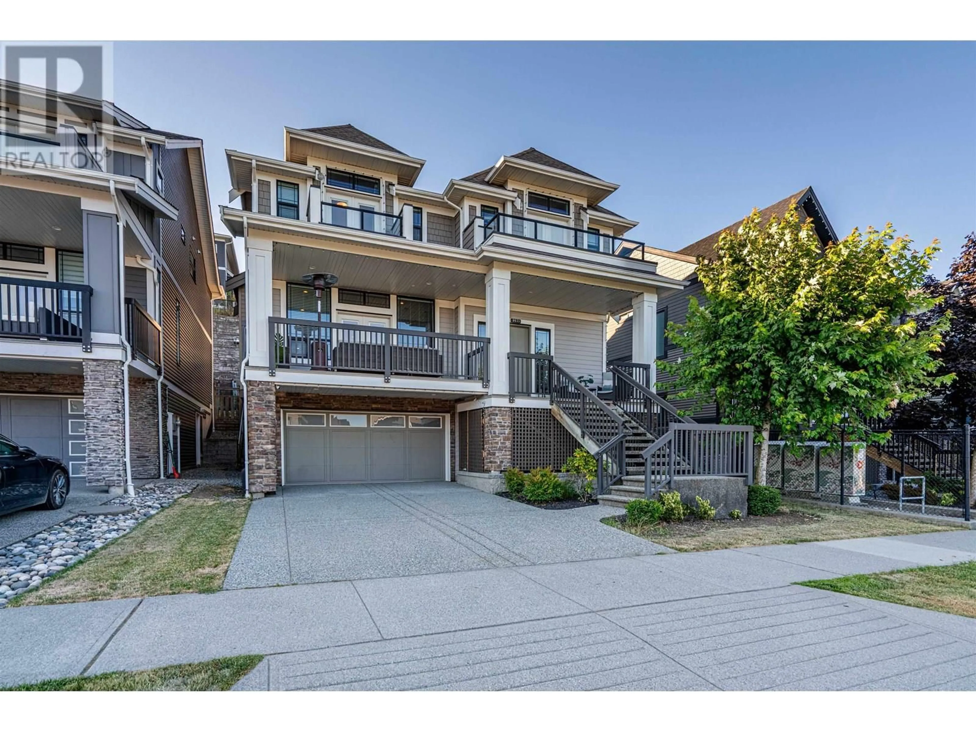 Unknown for 3571 SHEFFIELD AVENUE, Coquitlam British Columbia V3E0M4