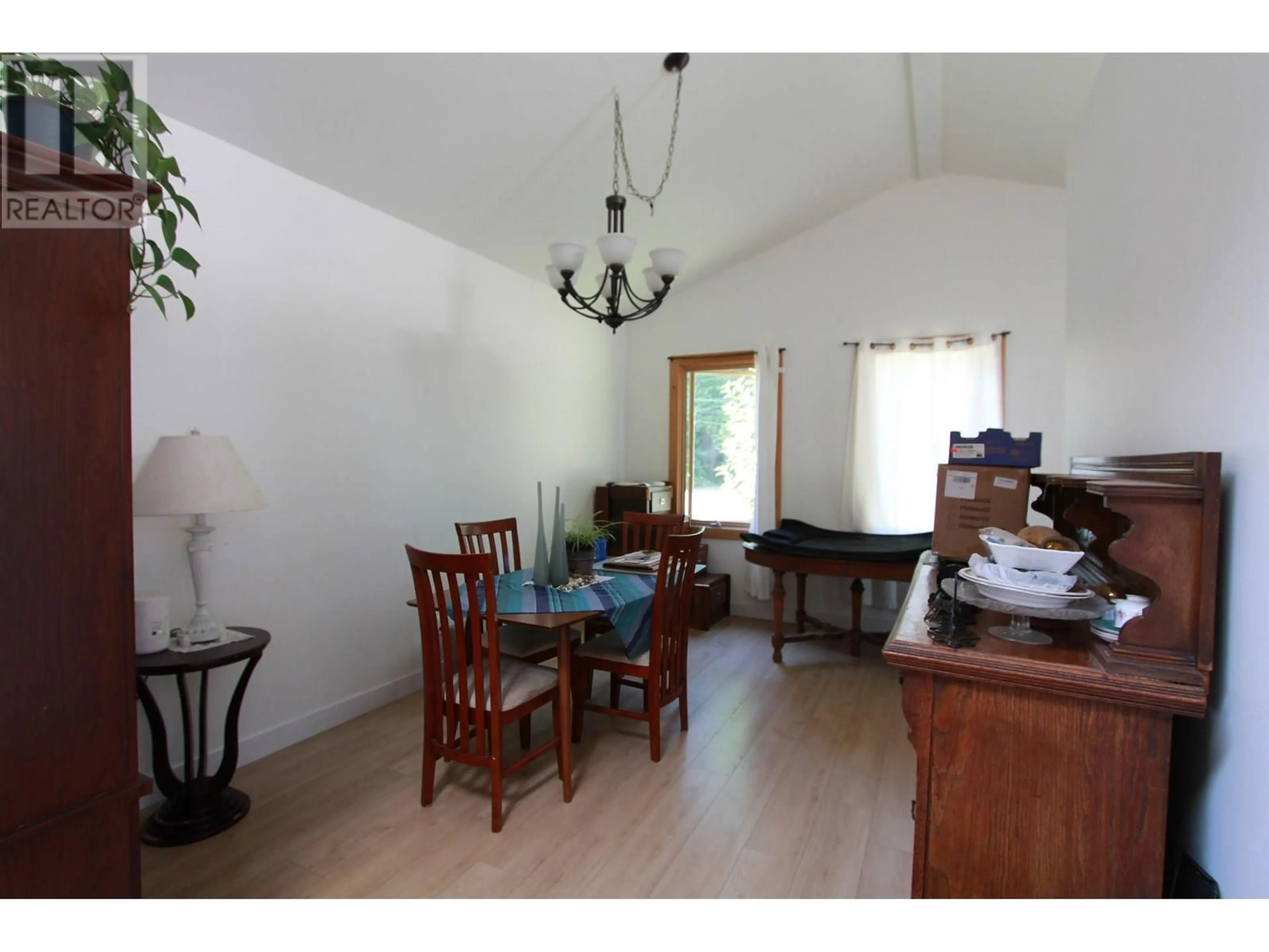 Unknown for 4951 2 AVENUE, Tsawwassen British Columbia V4M1C9