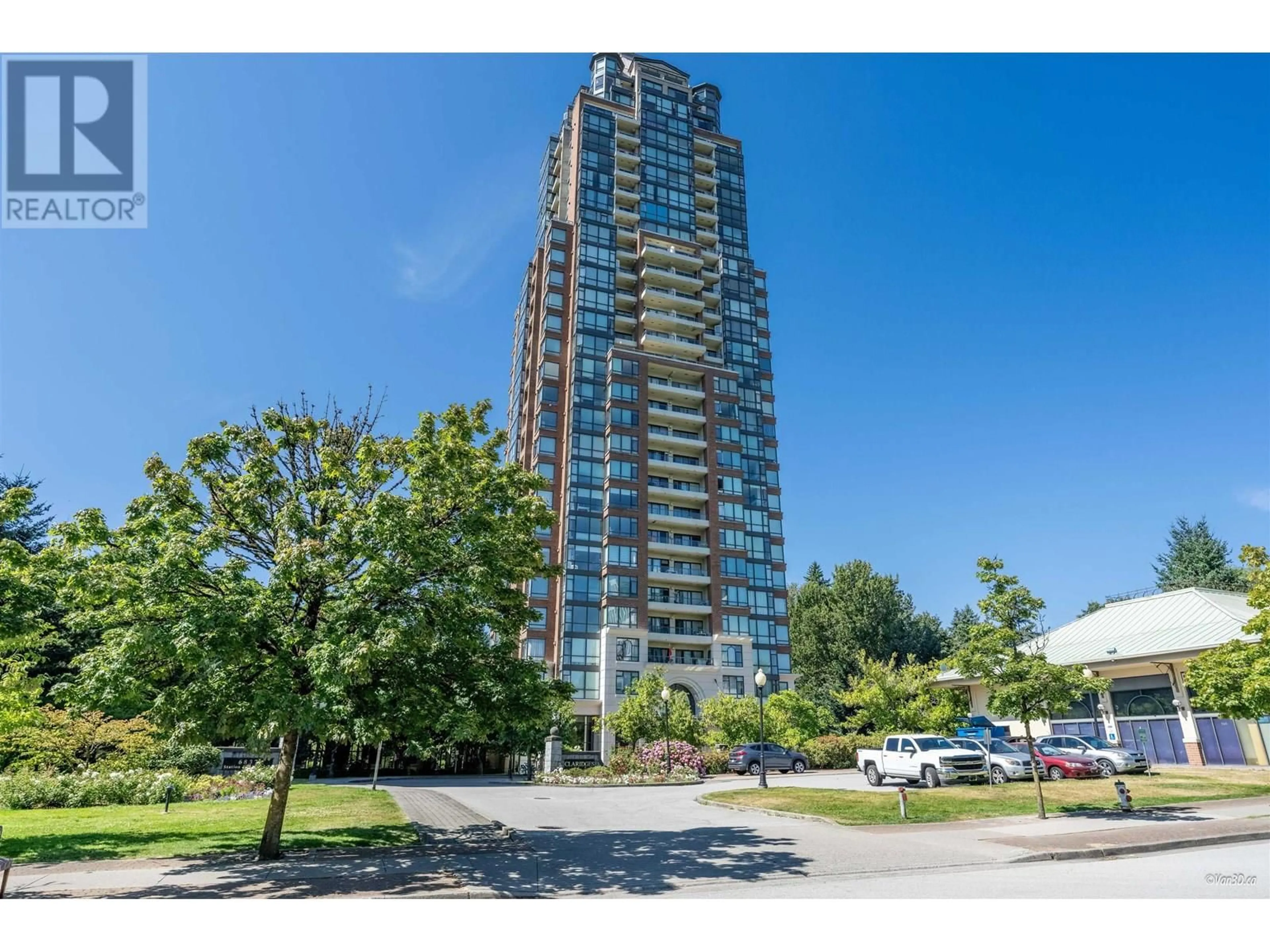 A pic from outside/outdoor area/front of a property/back of a property/a pic from drone, unknown for 3003 - 6837 STATION HILL DRIVE, Burnaby British Columbia V3N5B7