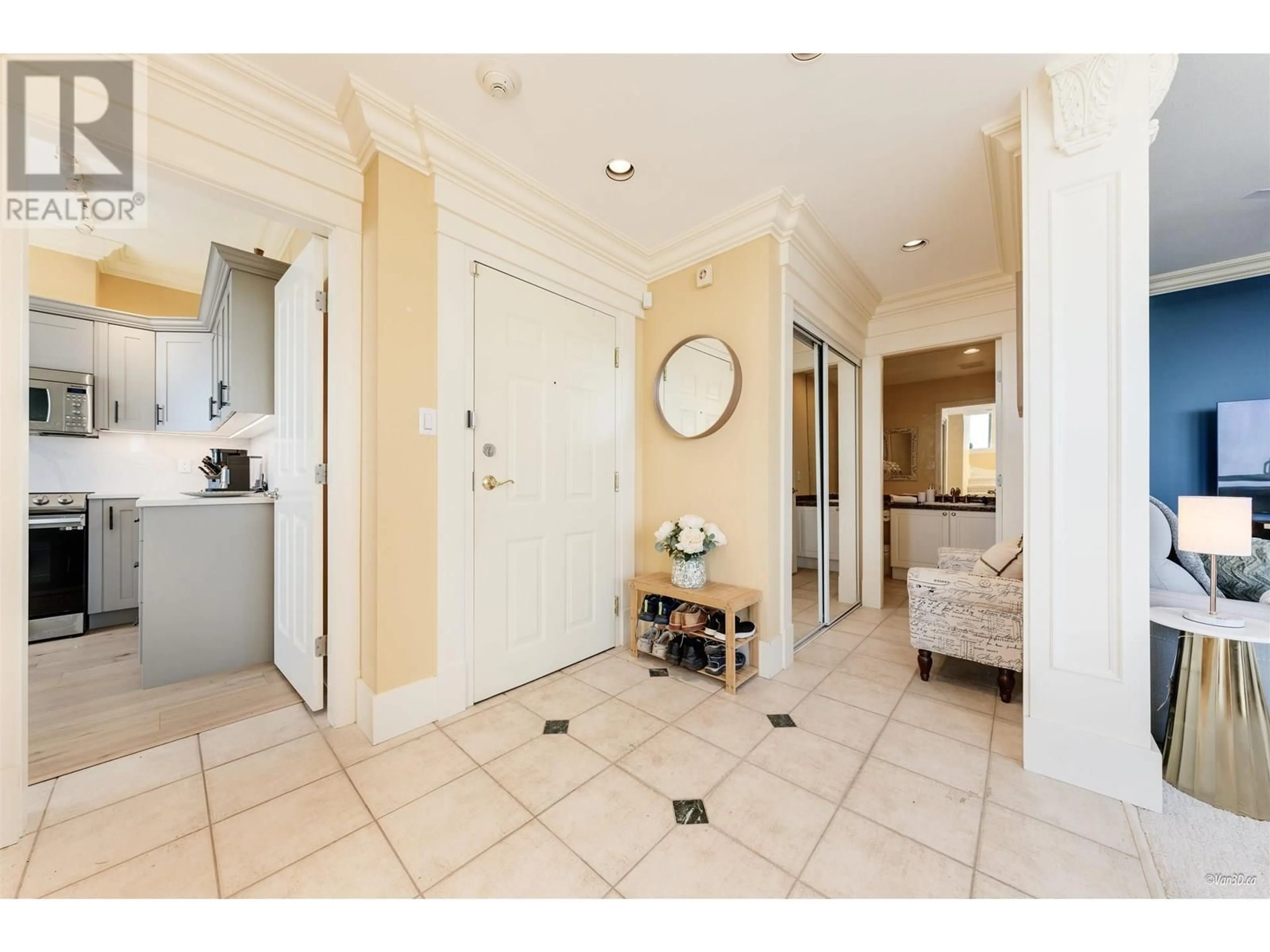 Indoor entryway for 3003 - 6837 STATION HILL DRIVE, Burnaby British Columbia V3N5B7