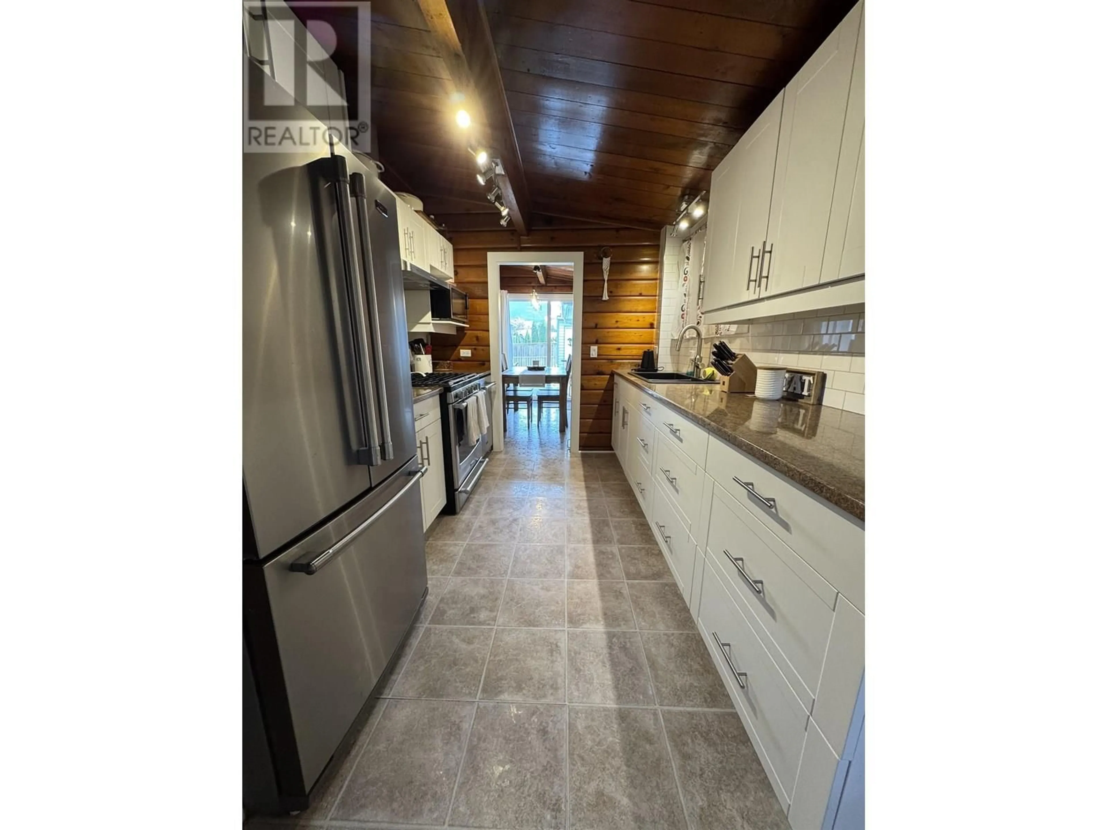 Open concept kitchen, unknown for 65 ORIOLE STREET, Kitimat British Columbia V8C1M6