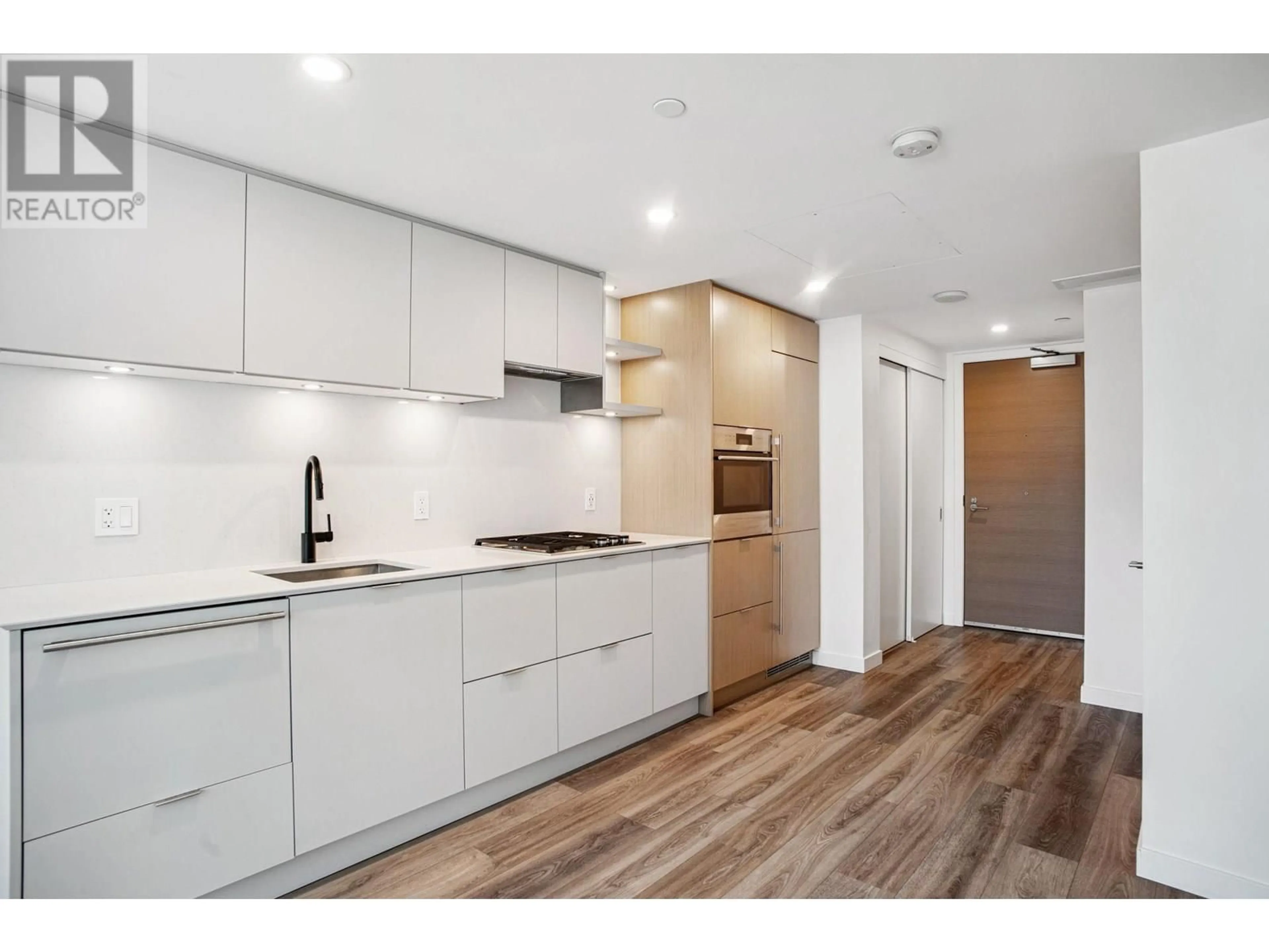 Unknown for 401 - 210 5TH AVENUE, Vancouver British Columbia V5T0K1