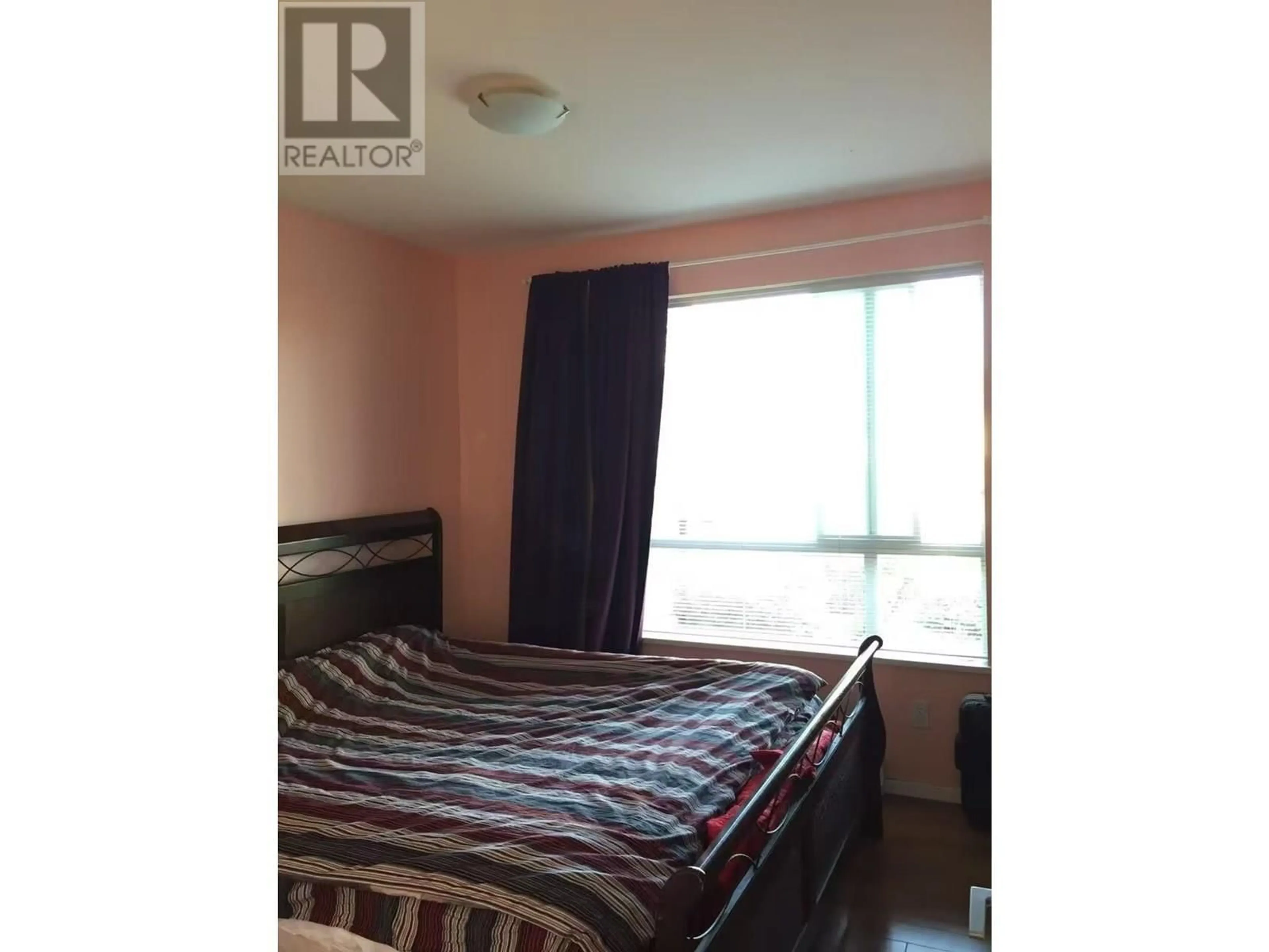 A pic of a room for 310 - 3651 FOSTER AVENUE, Vancouver British Columbia V5R0A2