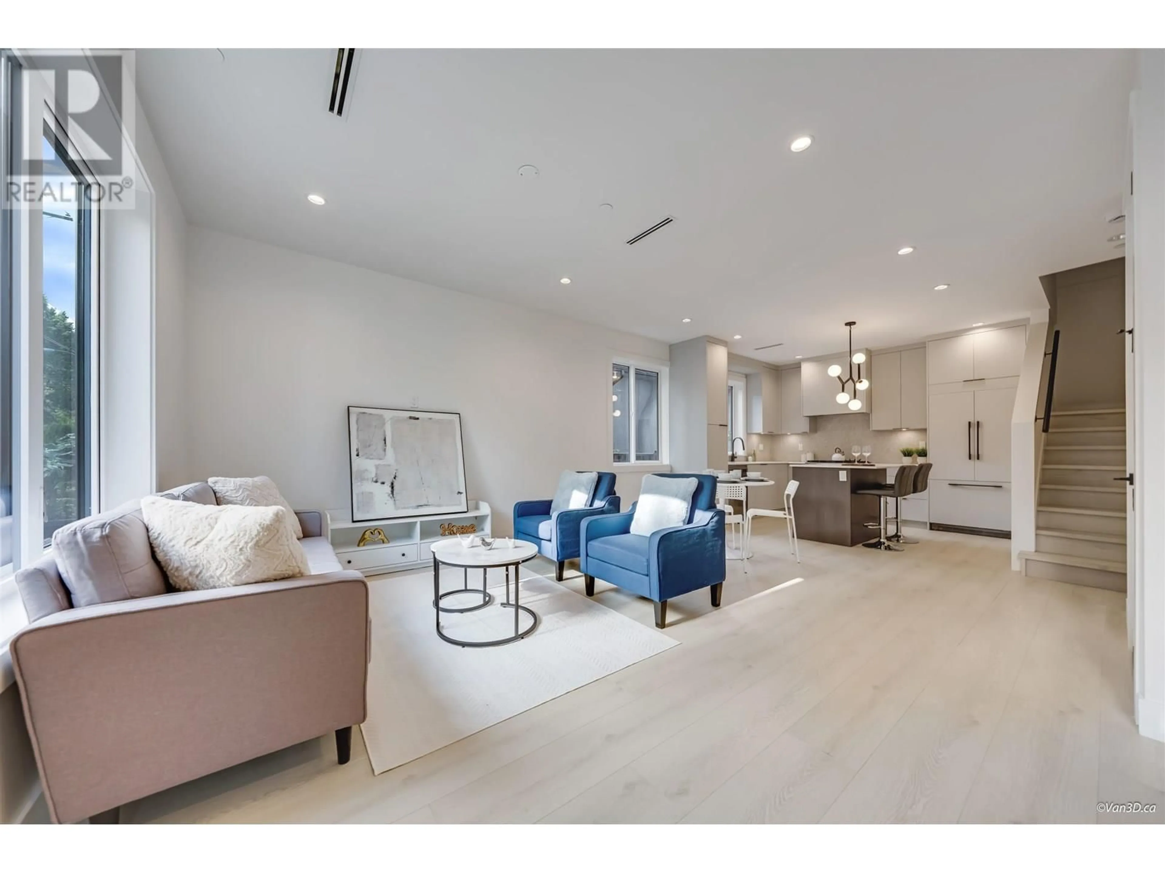 Living room with furniture, unknown for 2 - 7180 ONTARIO STREET, Vancouver British Columbia V5X3B6