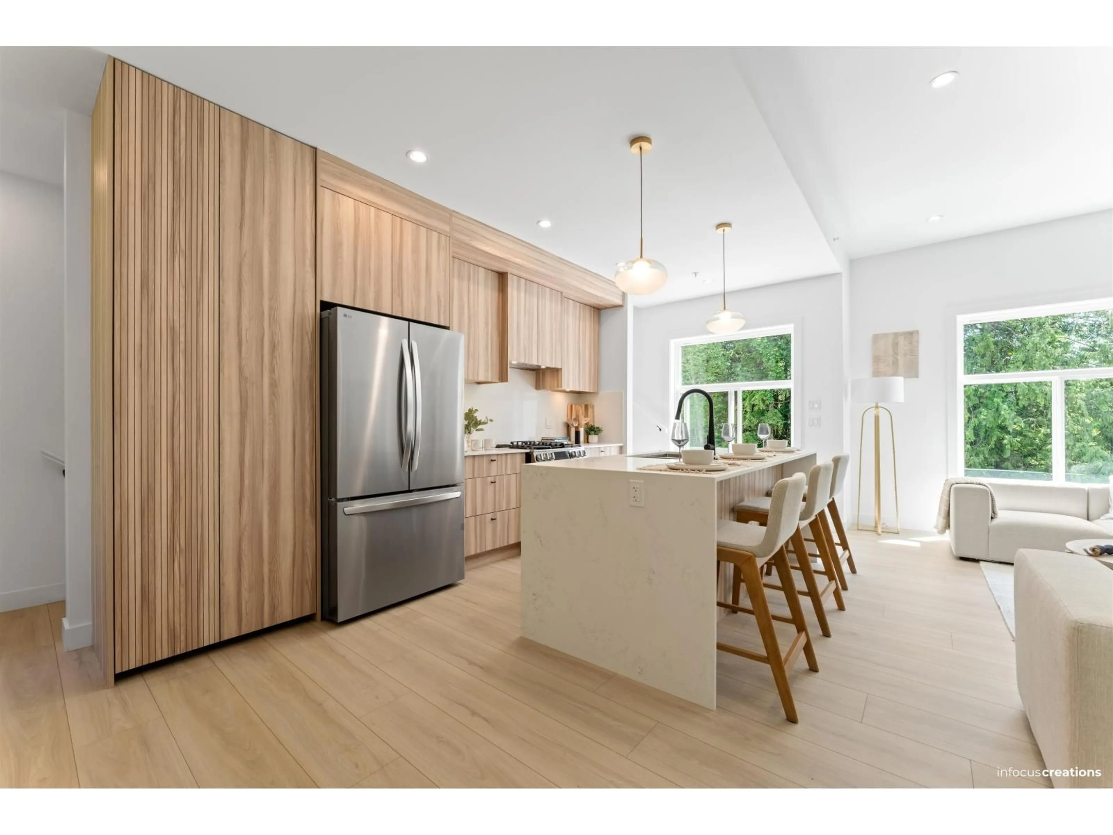 Open concept kitchen, wood/laminate floor for 1 - 8924 CEDAR, Mission British Columbia V4S1A3