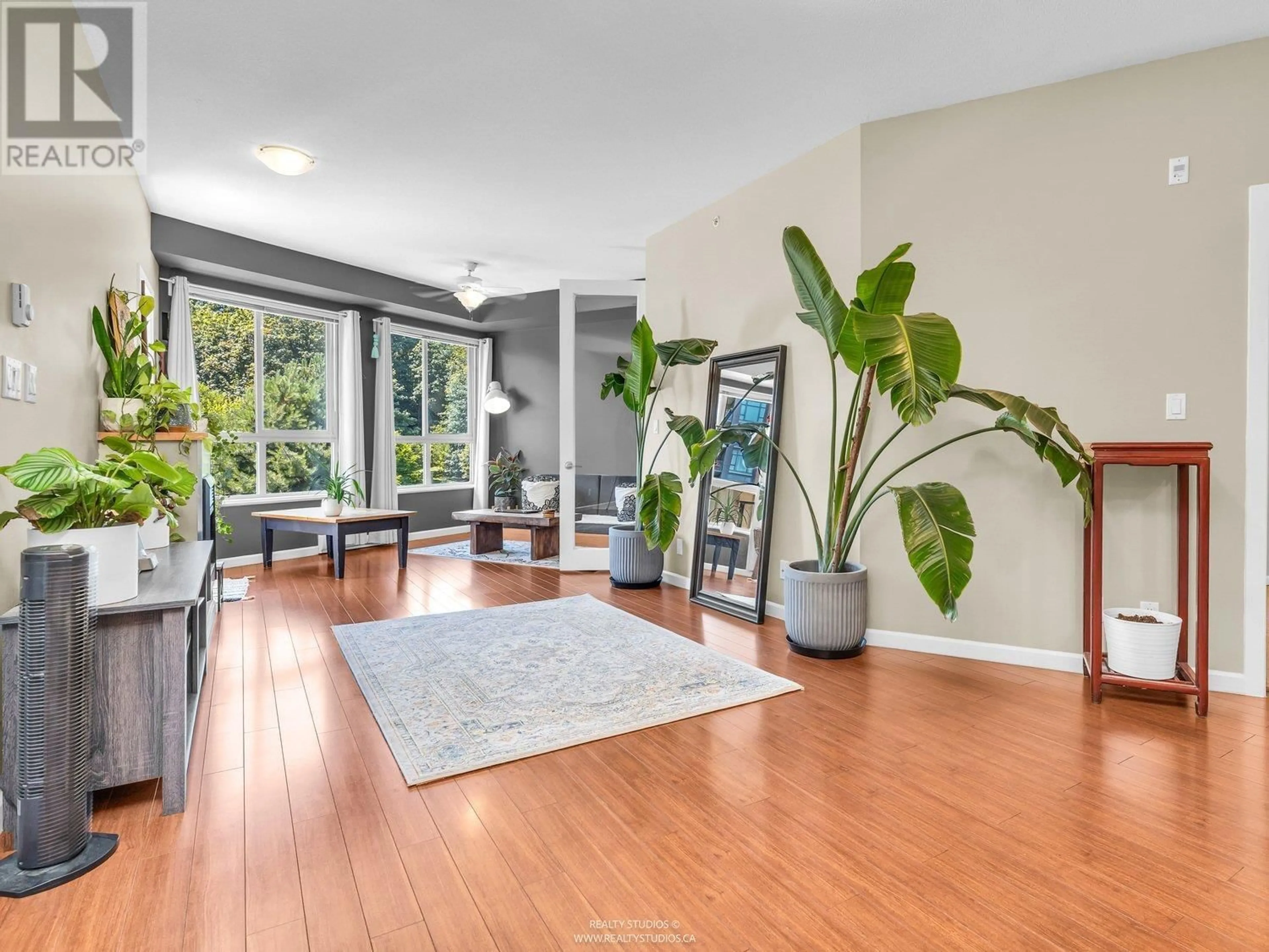 Unknown for 402 - 285 ROSS DRIVE, New Westminster British Columbia V3L0B9