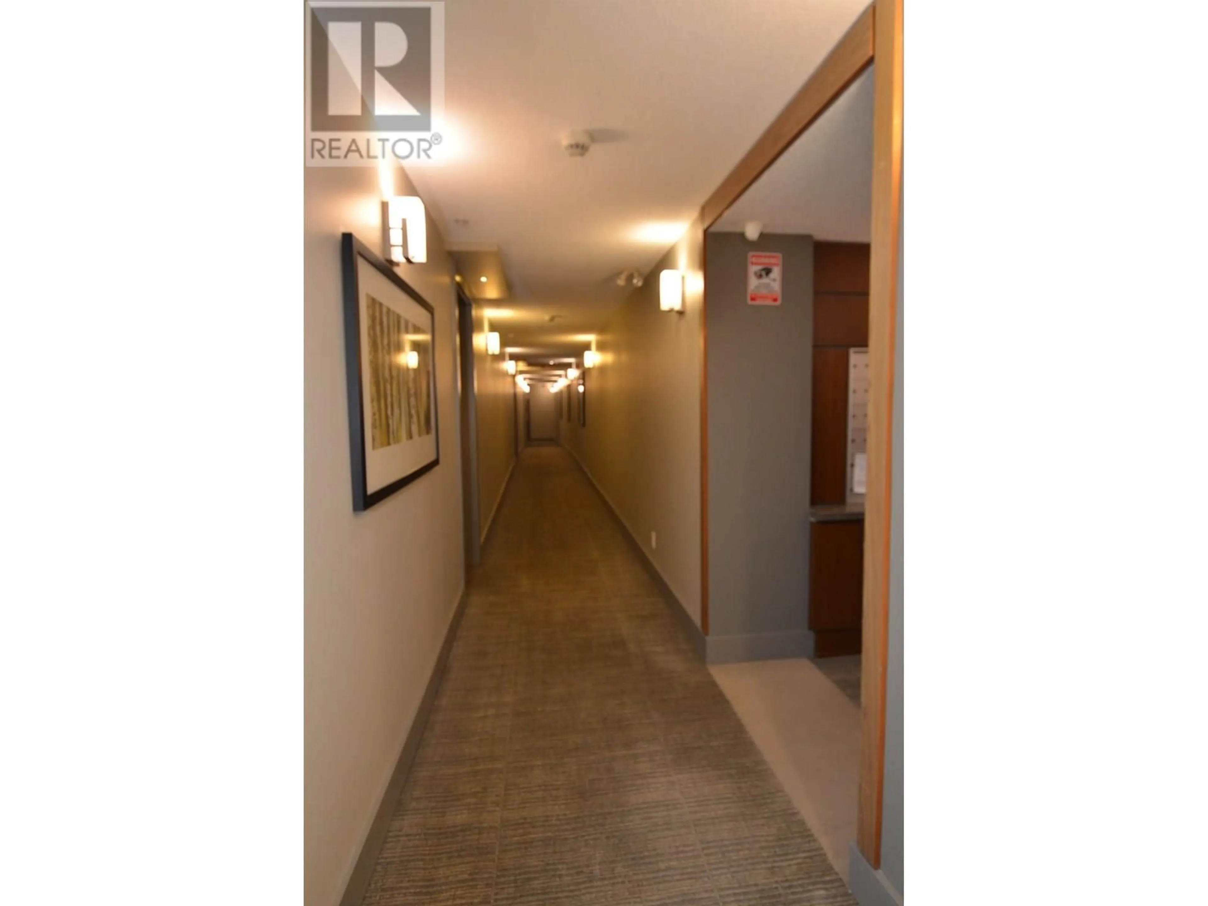Indoor foyer for 104 - 1128 KENSAL PLACE, Coquitlam British Columbia V3B0J2