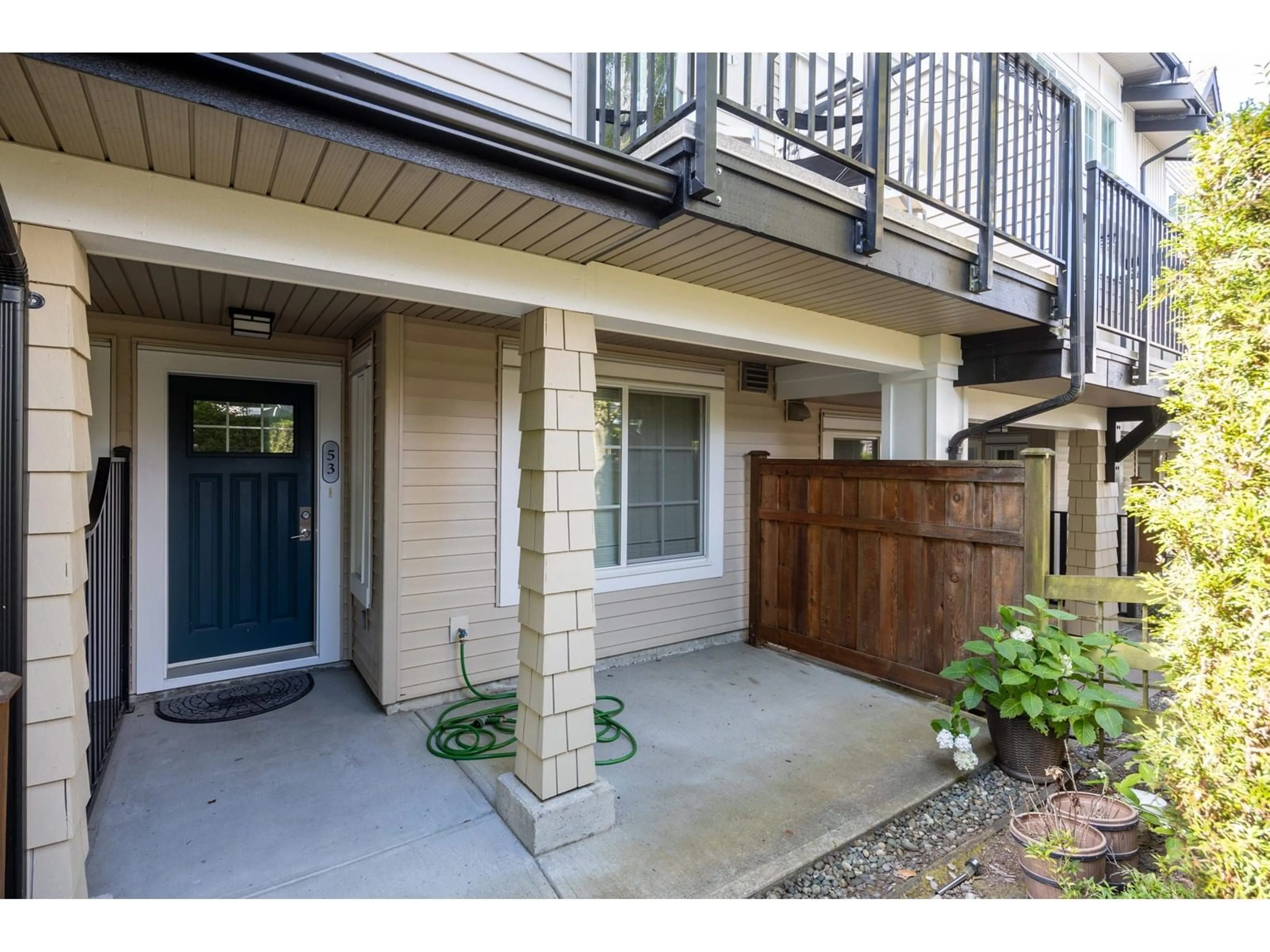 Patio, street for 53 - 2450 161A, Surrey British Columbia V3Z8K4