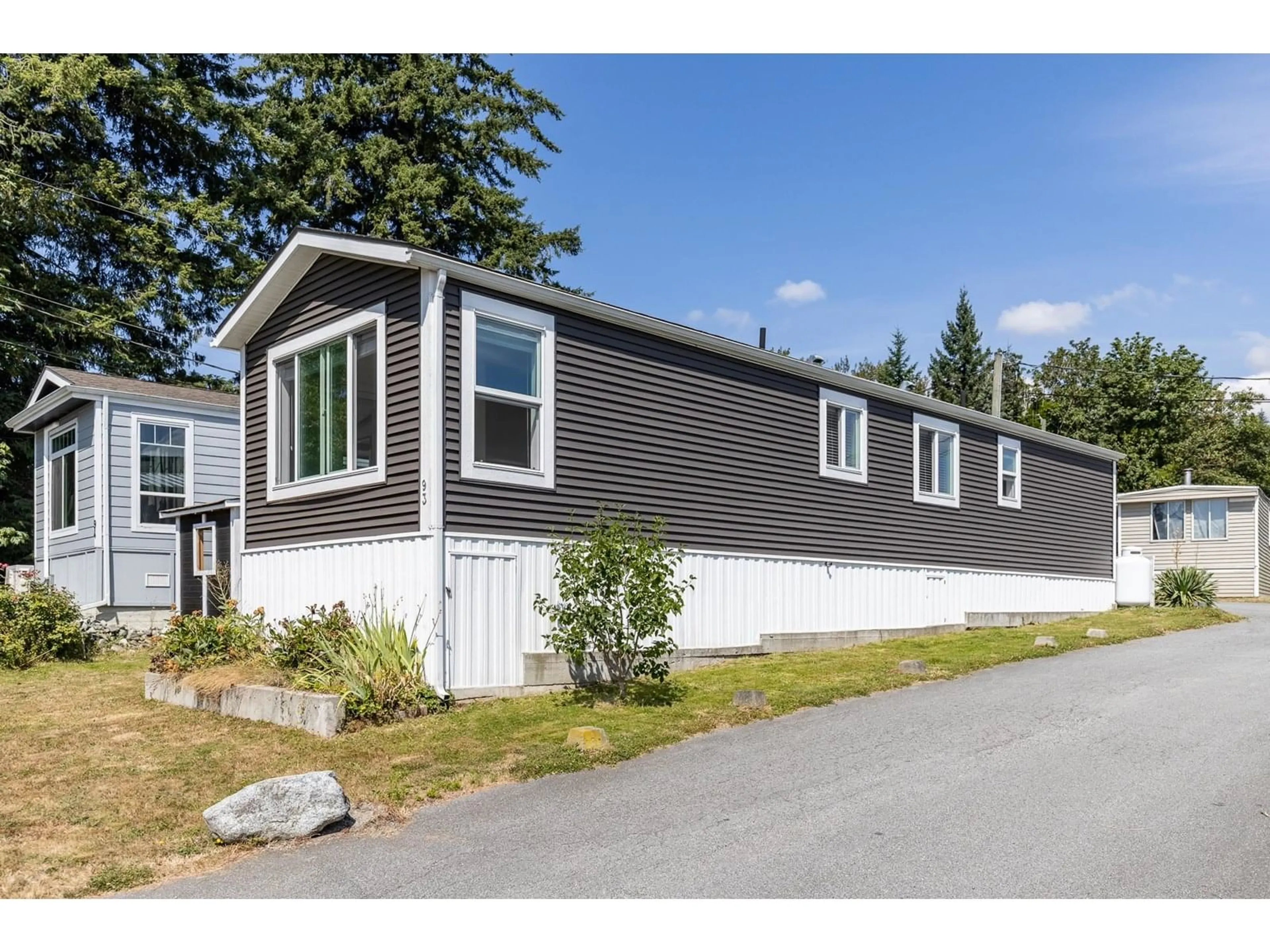 Home with vinyl exterior material, street for 93 - 9950 WILSON, Mission British Columbia V4S1B3