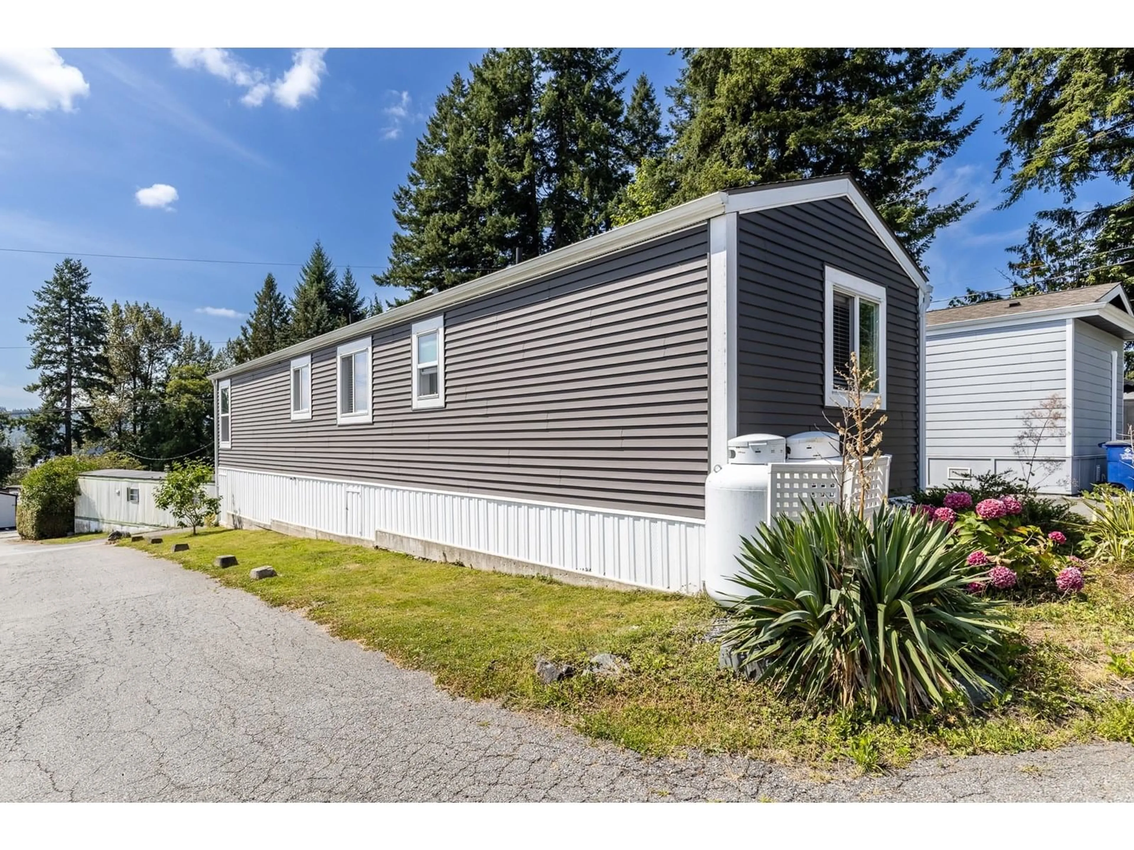 Home with vinyl exterior material, street for 93 - 9950 WILSON, Mission British Columbia V4S1B3
