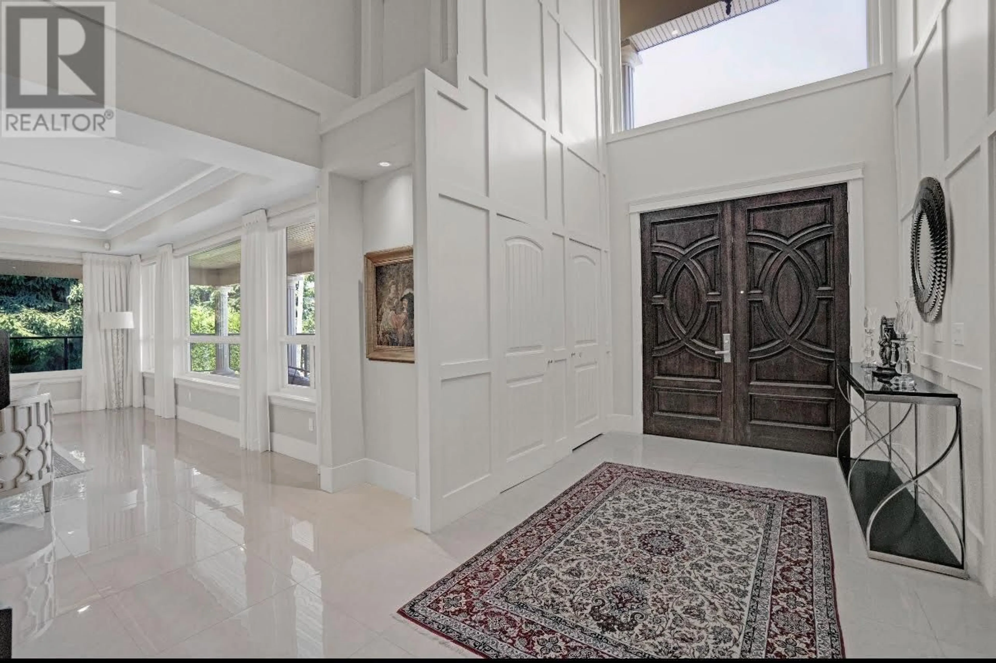 Indoor foyer for 2985 LAZY A STREET, Coquitlam British Columbia V3C3N6