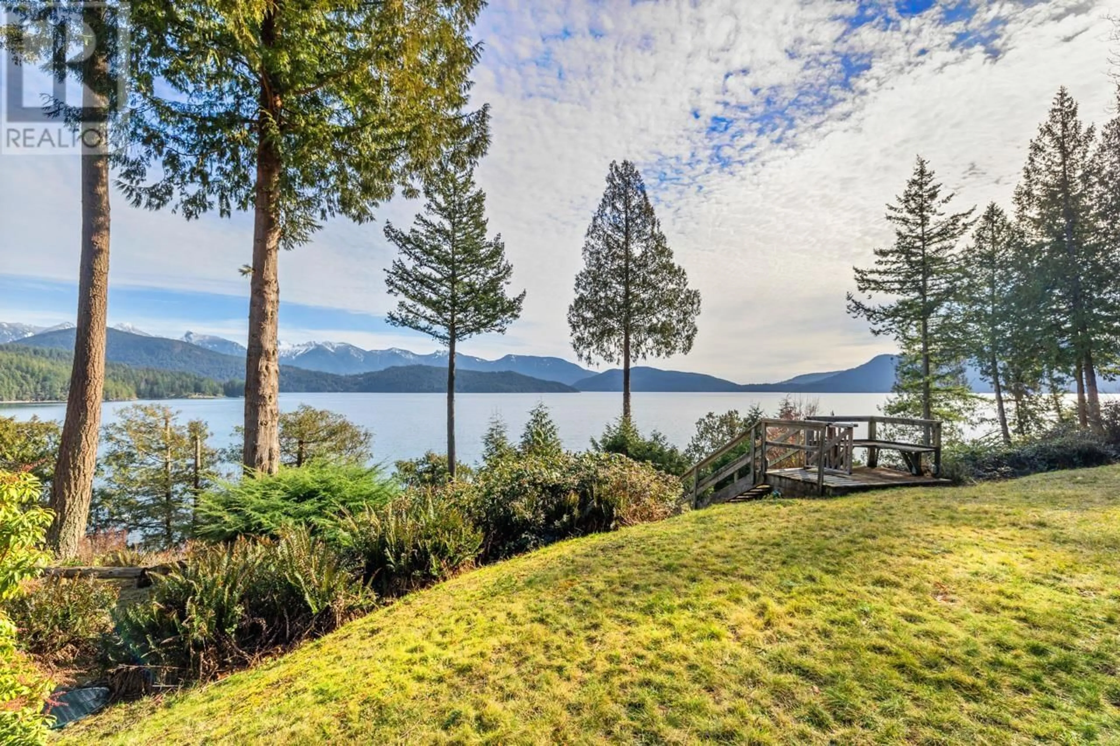 Patio, water/lake/river/ocean view for 724 THE GROVE ROAD, Gambier Island British Columbia V0N1V0
