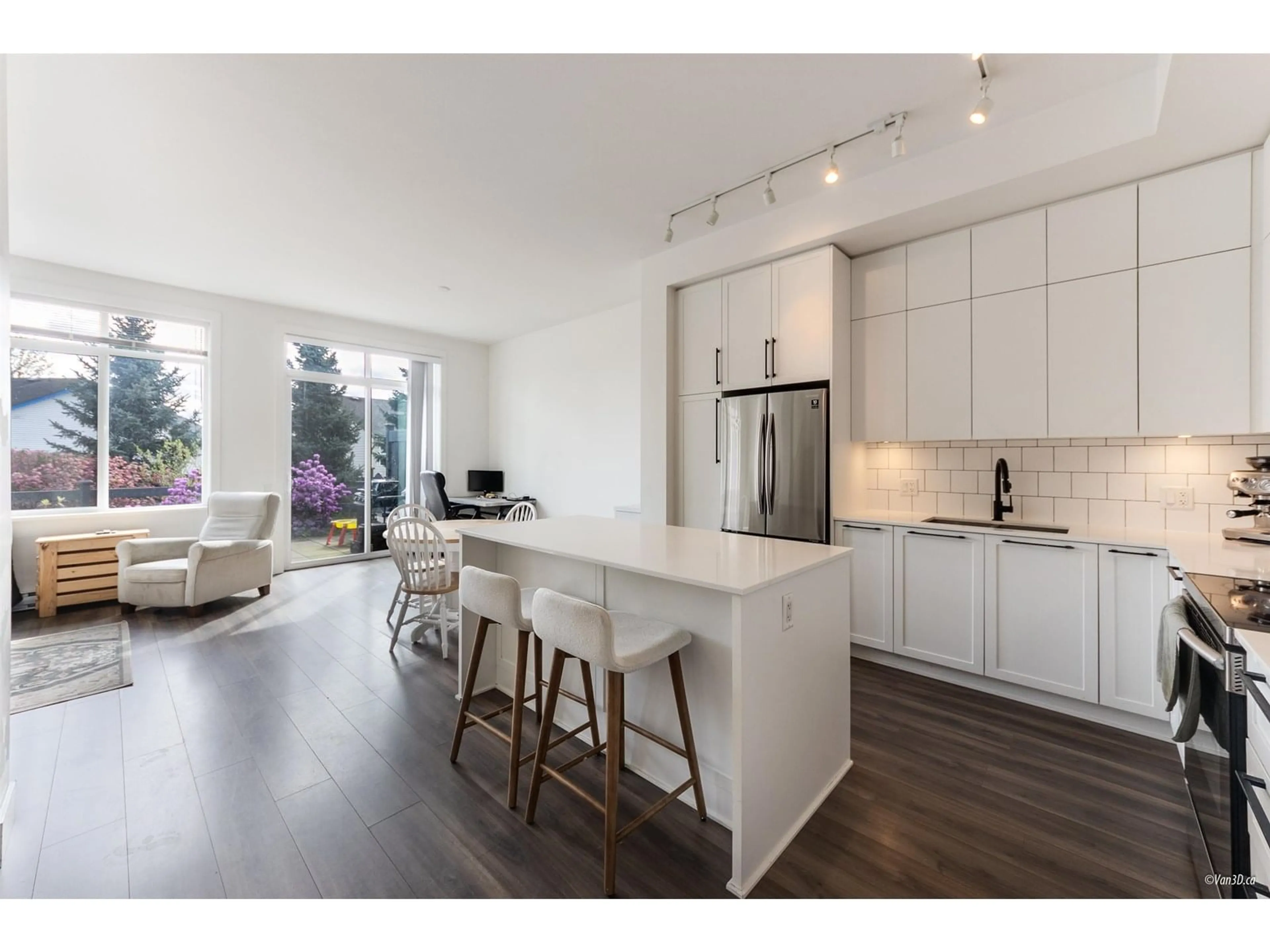 Open concept kitchen, unknown for 74 - 2838 LIVINGSTONE, Abbotsford British Columbia V2J0J1