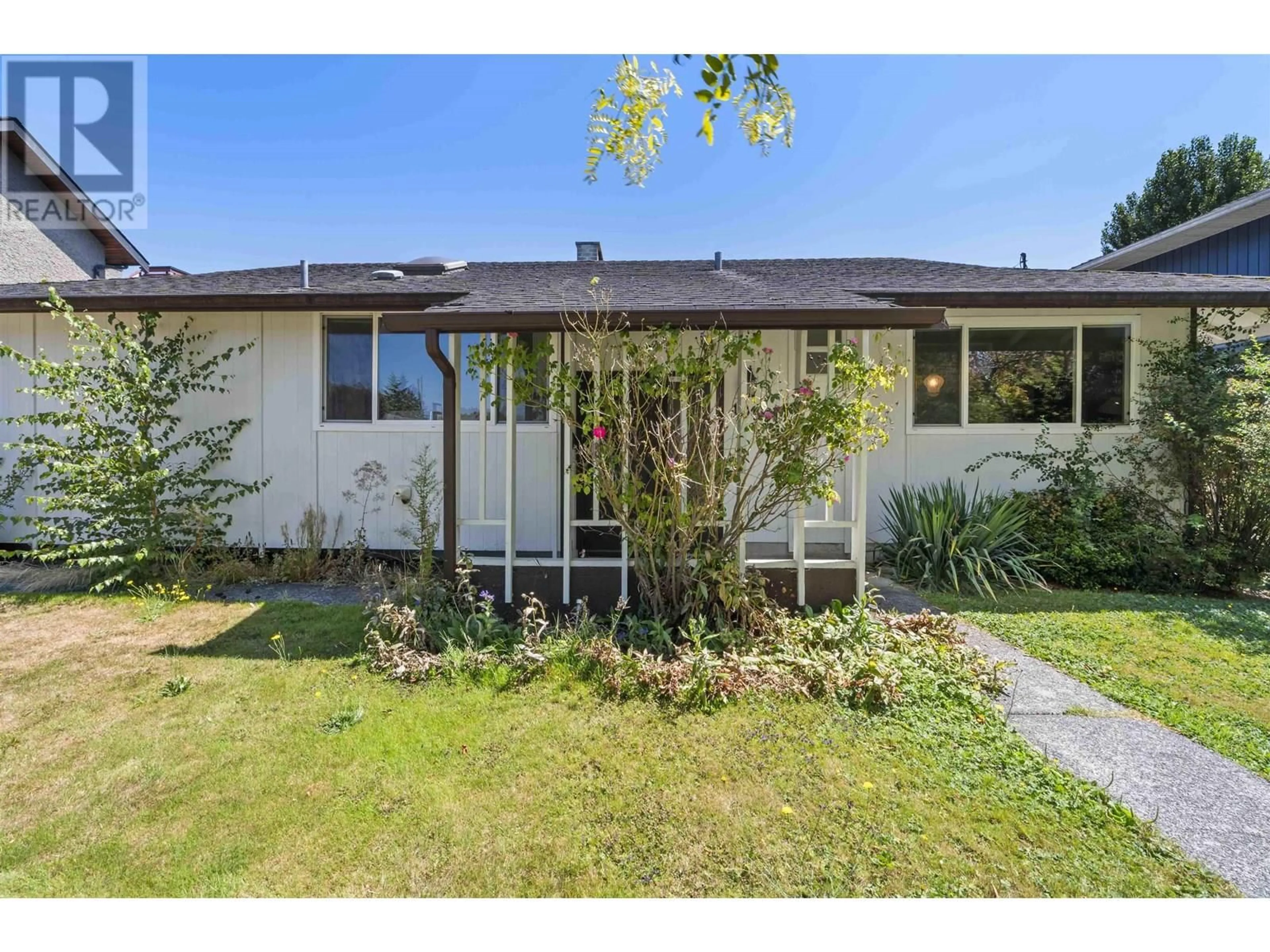 Home with vinyl exterior material, street for 10531 AINSWORTH CRESCENT, Richmond British Columbia V7A3V5