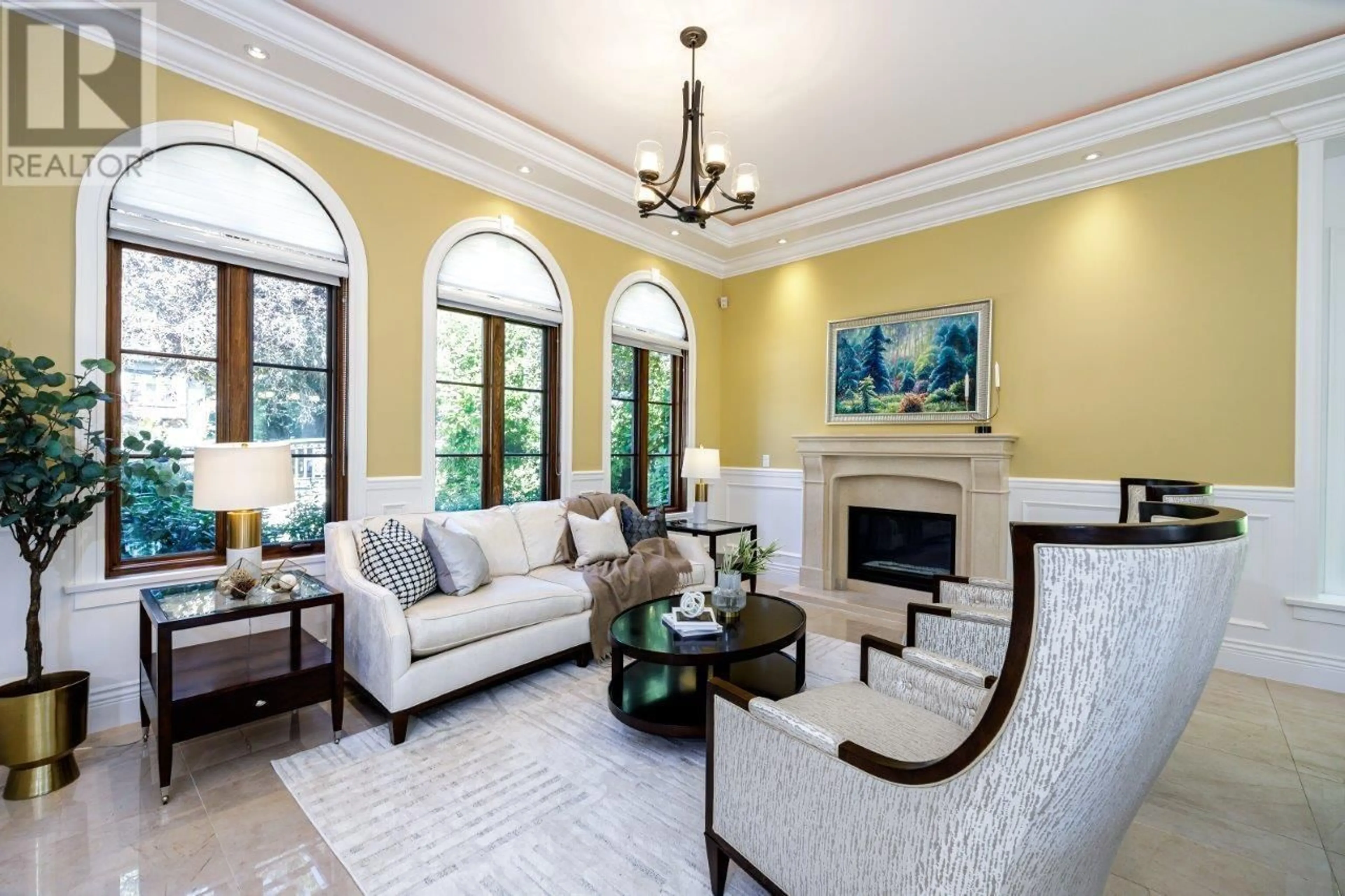 Living room with furniture, ceramic/tile floor for 3928 34TH AVENUE, Vancouver British Columbia V6N2L5