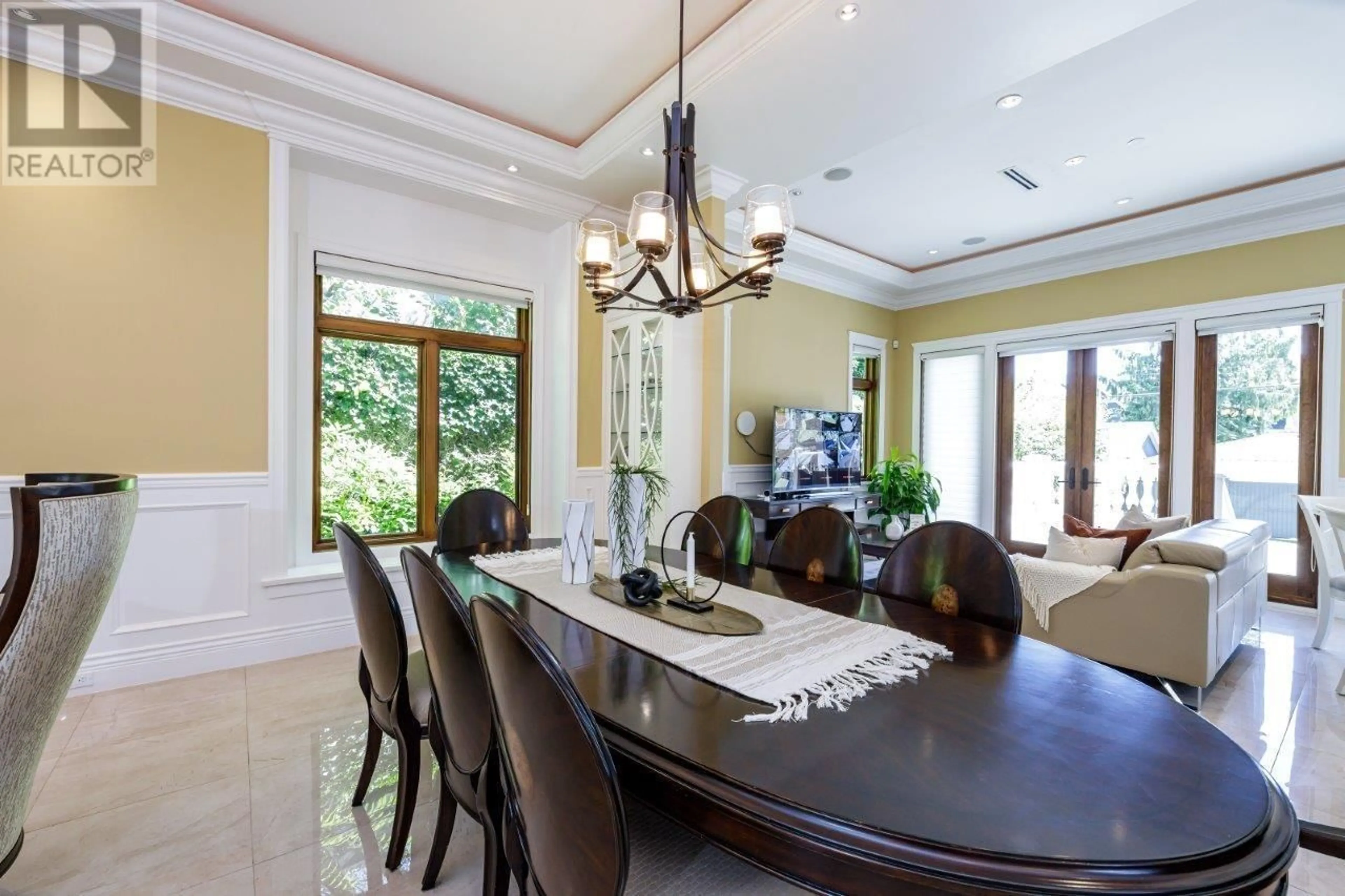 Dining room, ceramic/tile floor for 3928 34TH AVENUE, Vancouver British Columbia V6N2L5