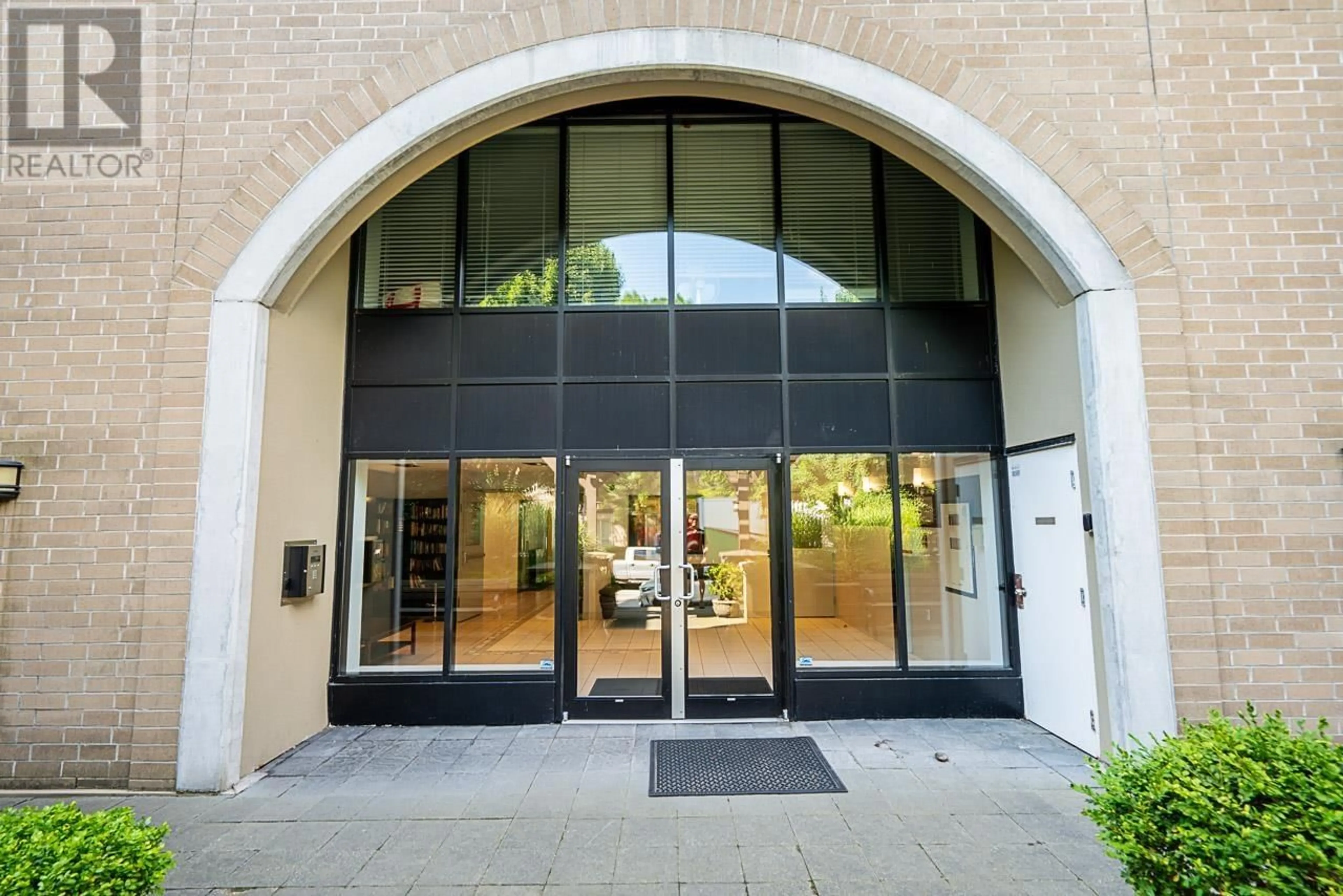 Indoor foyer for 213 - 2478 WELCHER AVENUE, Port Coquitlam British Columbia V3C0A6