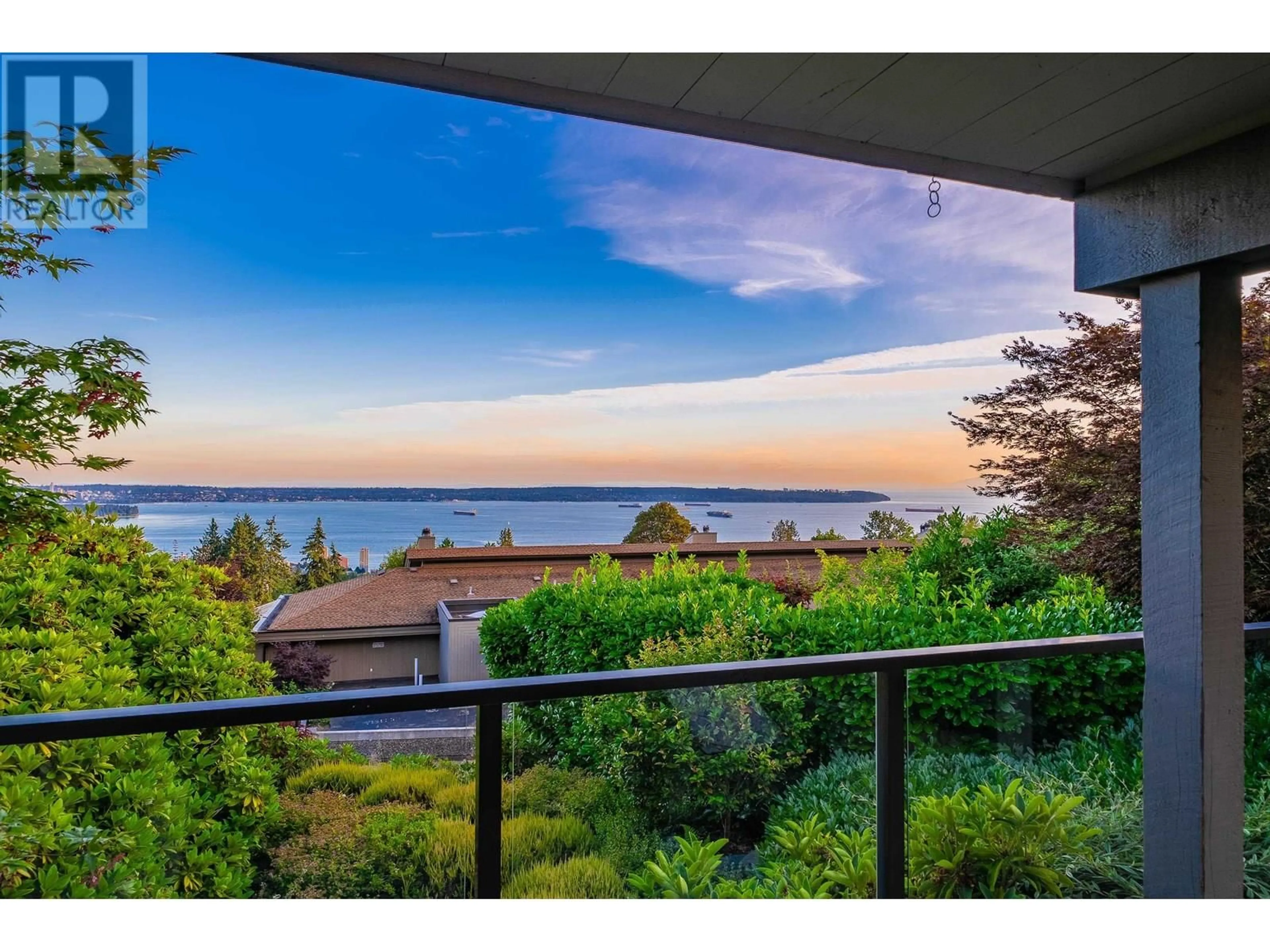 Unknown for 18 - 2214 FOLKESTONE WAY, West Vancouver British Columbia V7S2X7