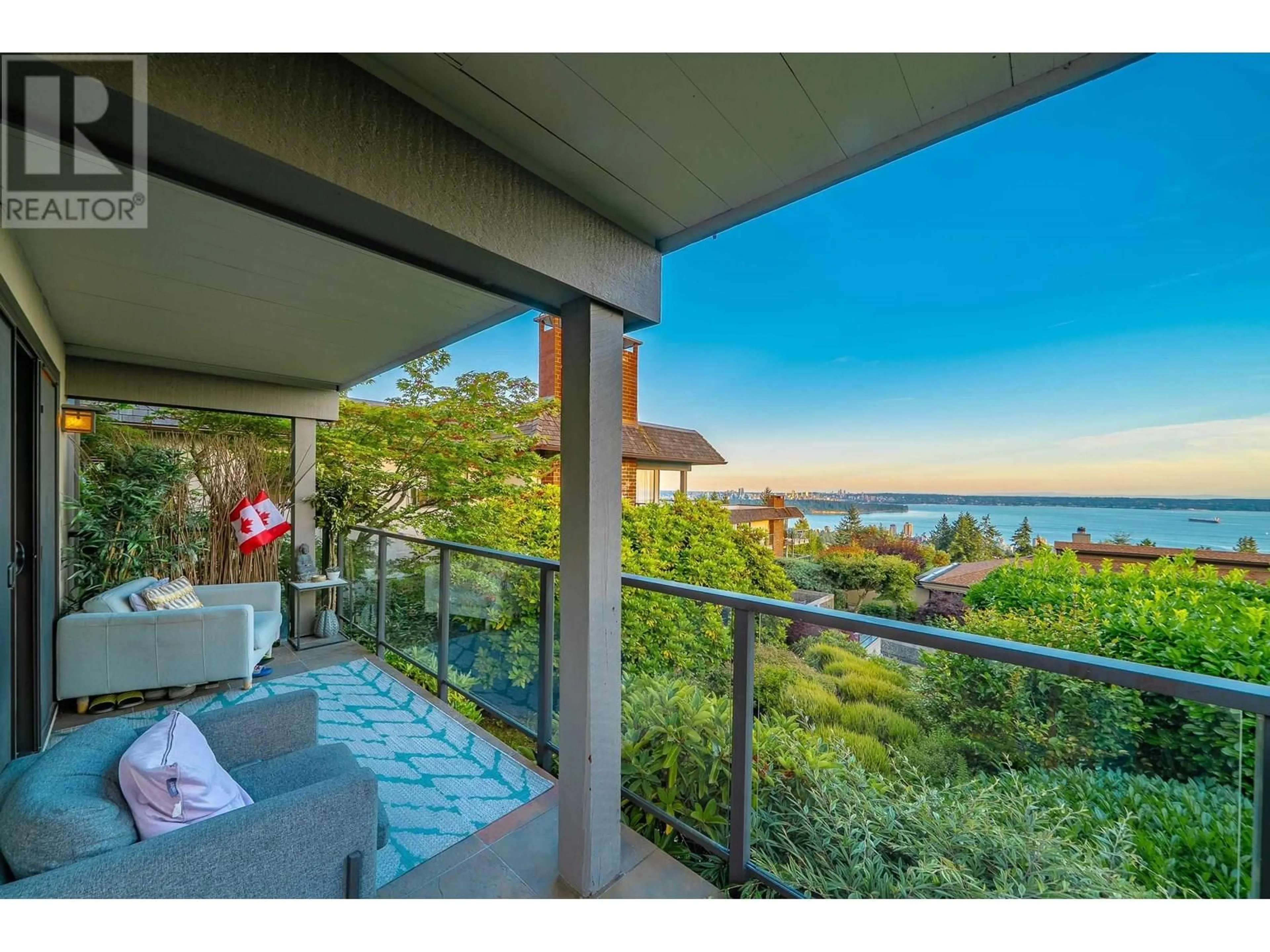 Patio, water/lake/river/ocean view for 18 - 2214 FOLKESTONE WAY, West Vancouver British Columbia V7S2X7
