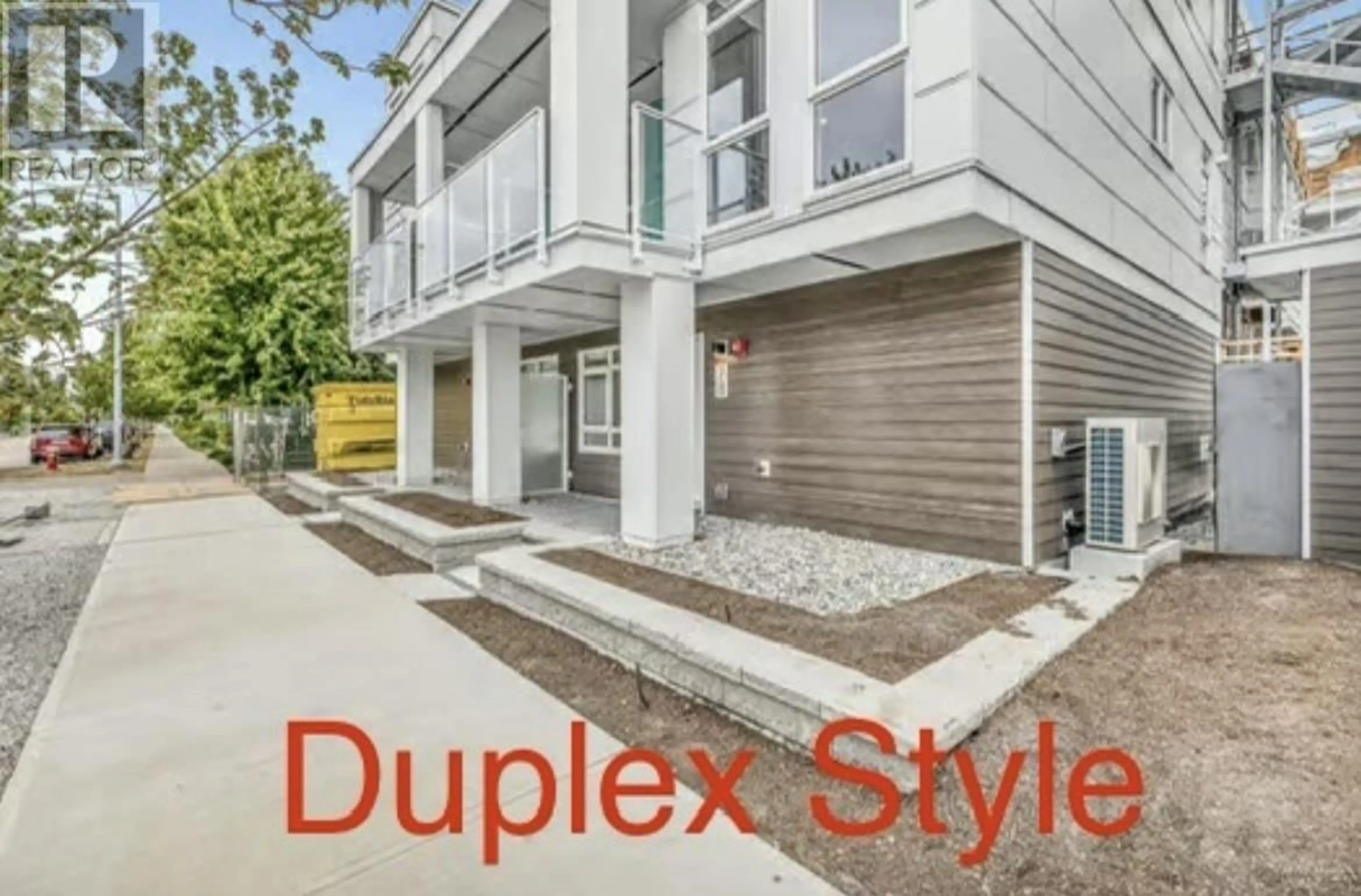 A pic from outside/outdoor area/front of a property/back of a property/a pic from drone, street for 78 - 10333 RIVER DRIVE, Richmond British Columbia V6X1Z2