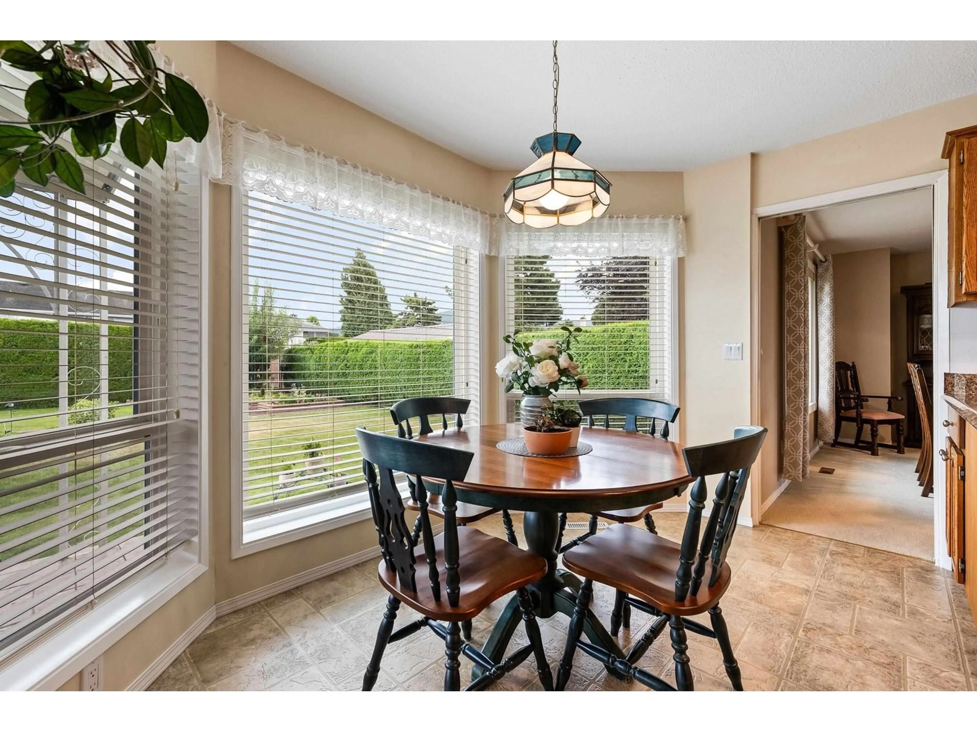 Dining room, unknown for 46157 CHRISTINA DRIVE, Chilliwack British Columbia V2R2B6