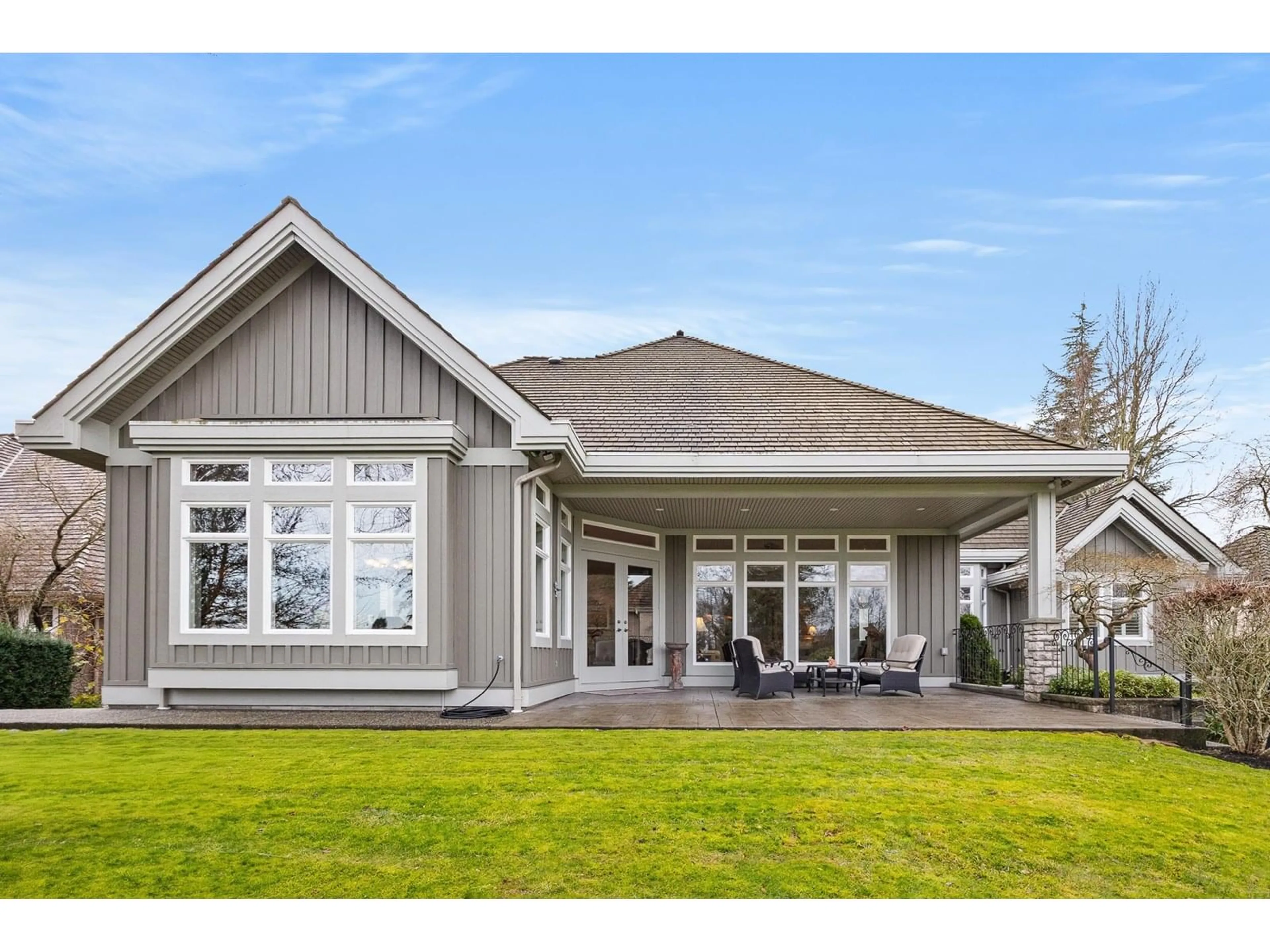 Home with vinyl exterior material, unknown for 3750 SOMERSET, Surrey British Columbia V3Z0H9