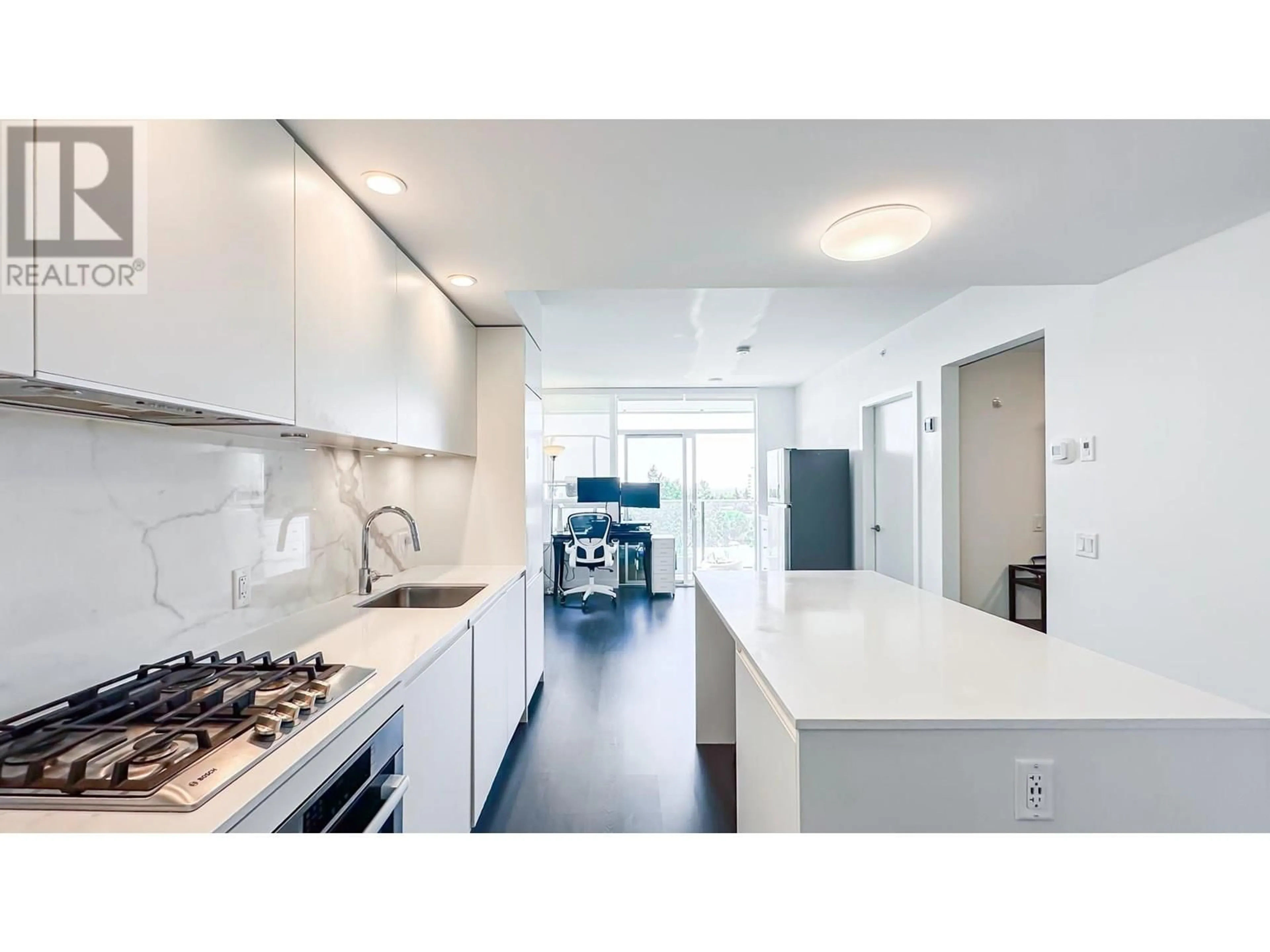 Unknown for 806 - 6463 SILVER AVENUE, Burnaby British Columbia V5H0K4