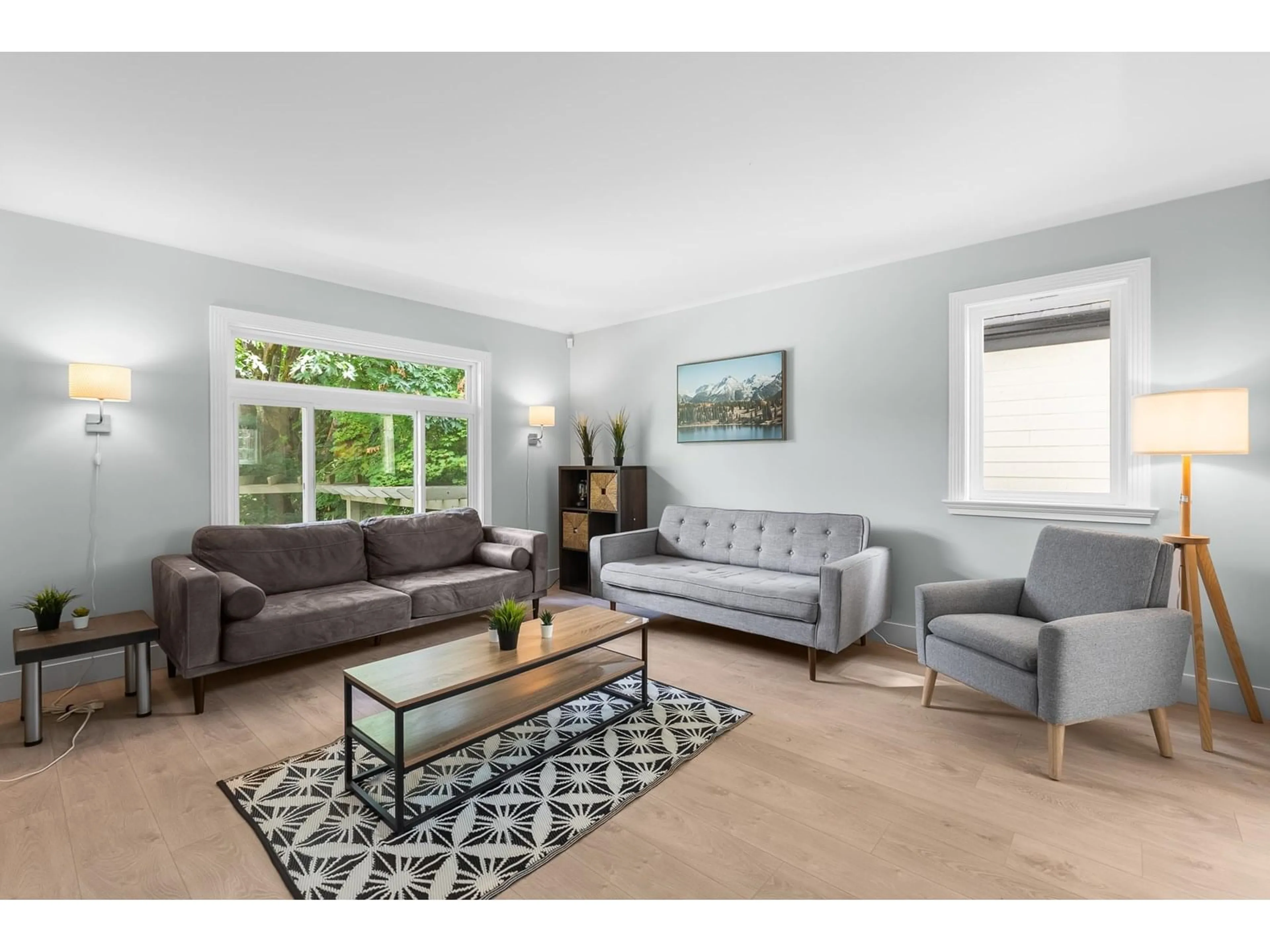 Living room with furniture, unknown for 34959 ORCHARD, Abbotsford British Columbia V3G2B4