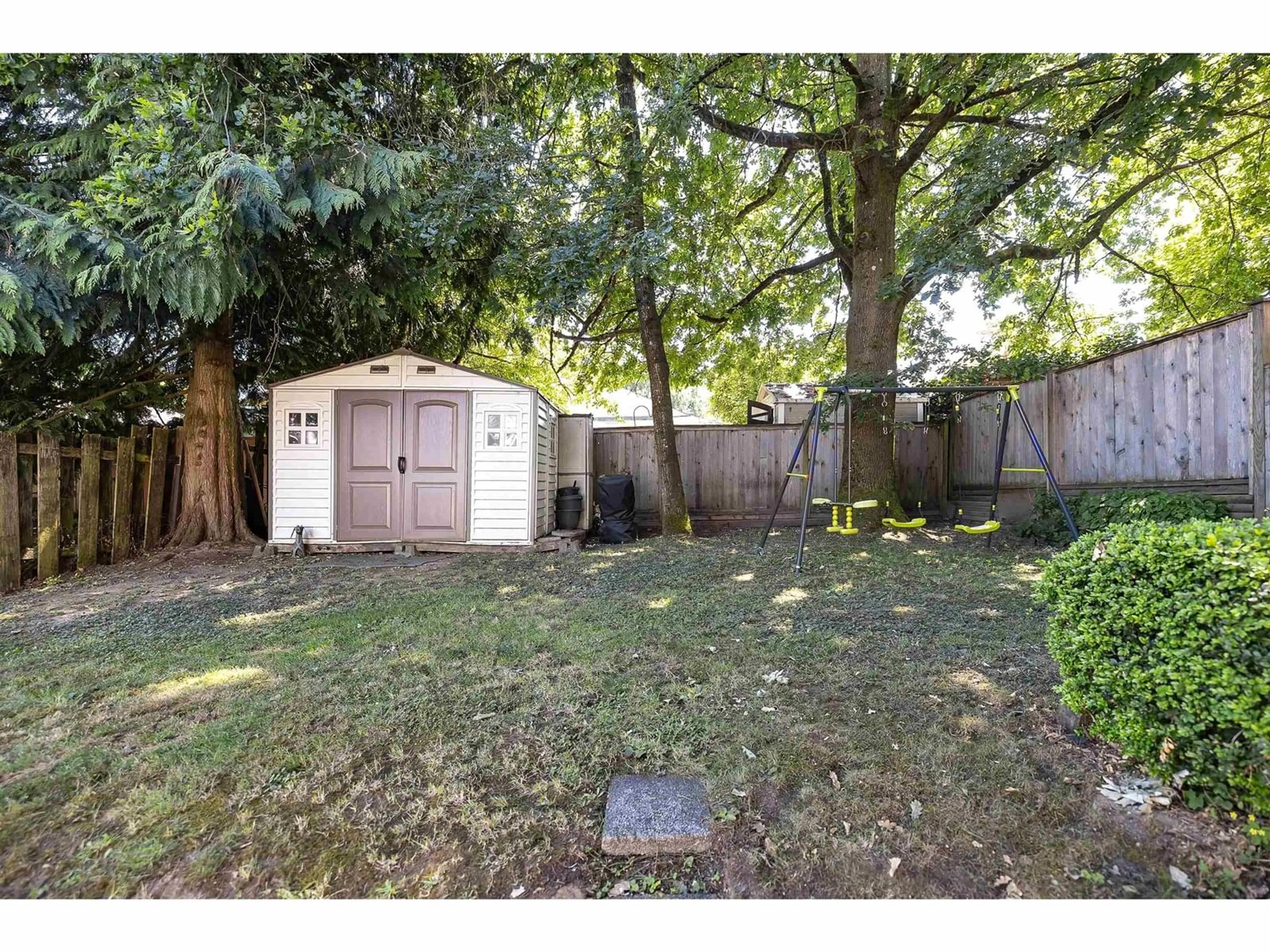 Shed for 27096 34, Langley British Columbia V4W3H2