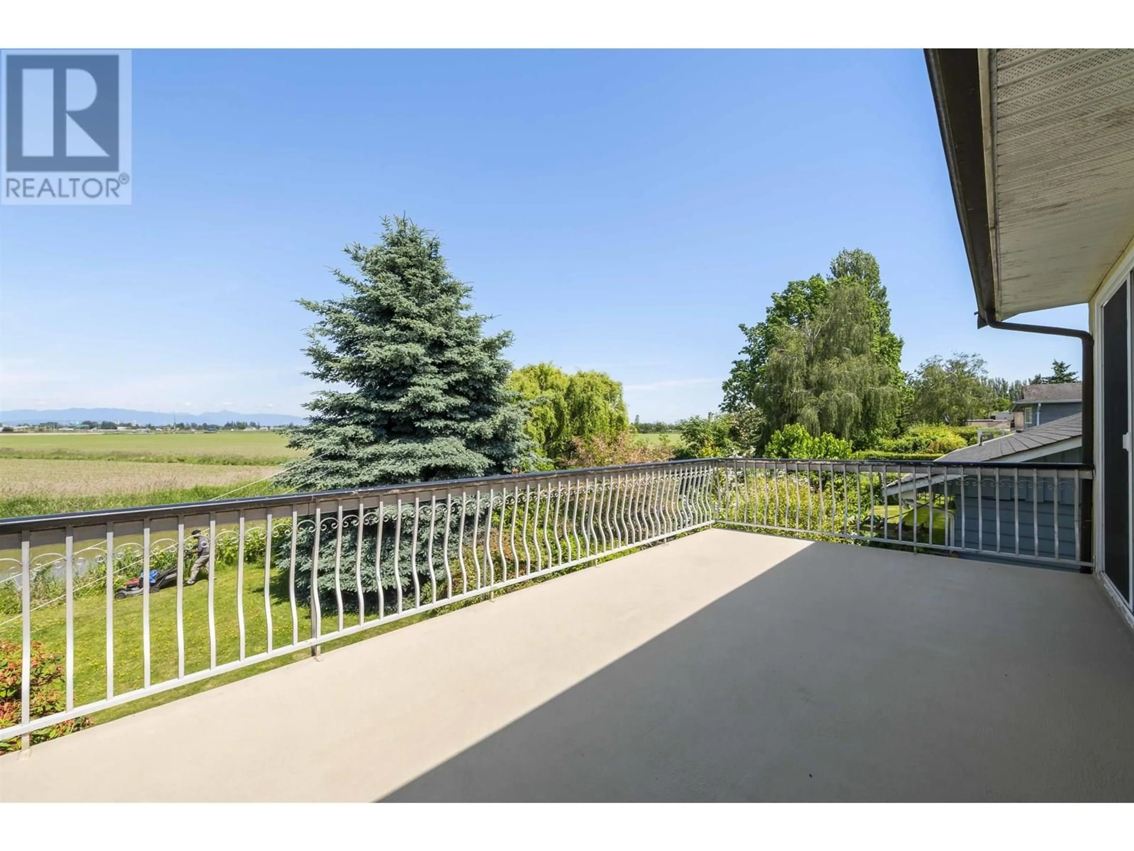 Patio, water/lake/river/ocean view for 5799 CRESCENT DRIVE, Delta British Columbia V4K2E7