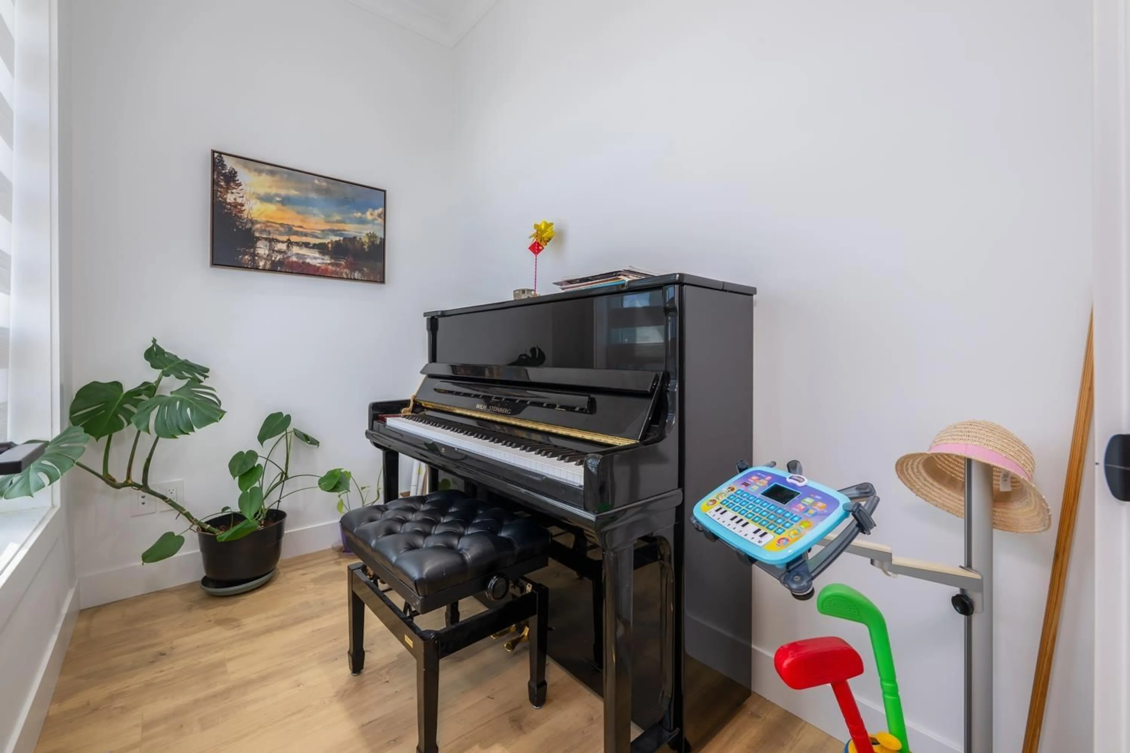 A pic of a room for 16733 15A, Surrey British Columbia V3S9X7