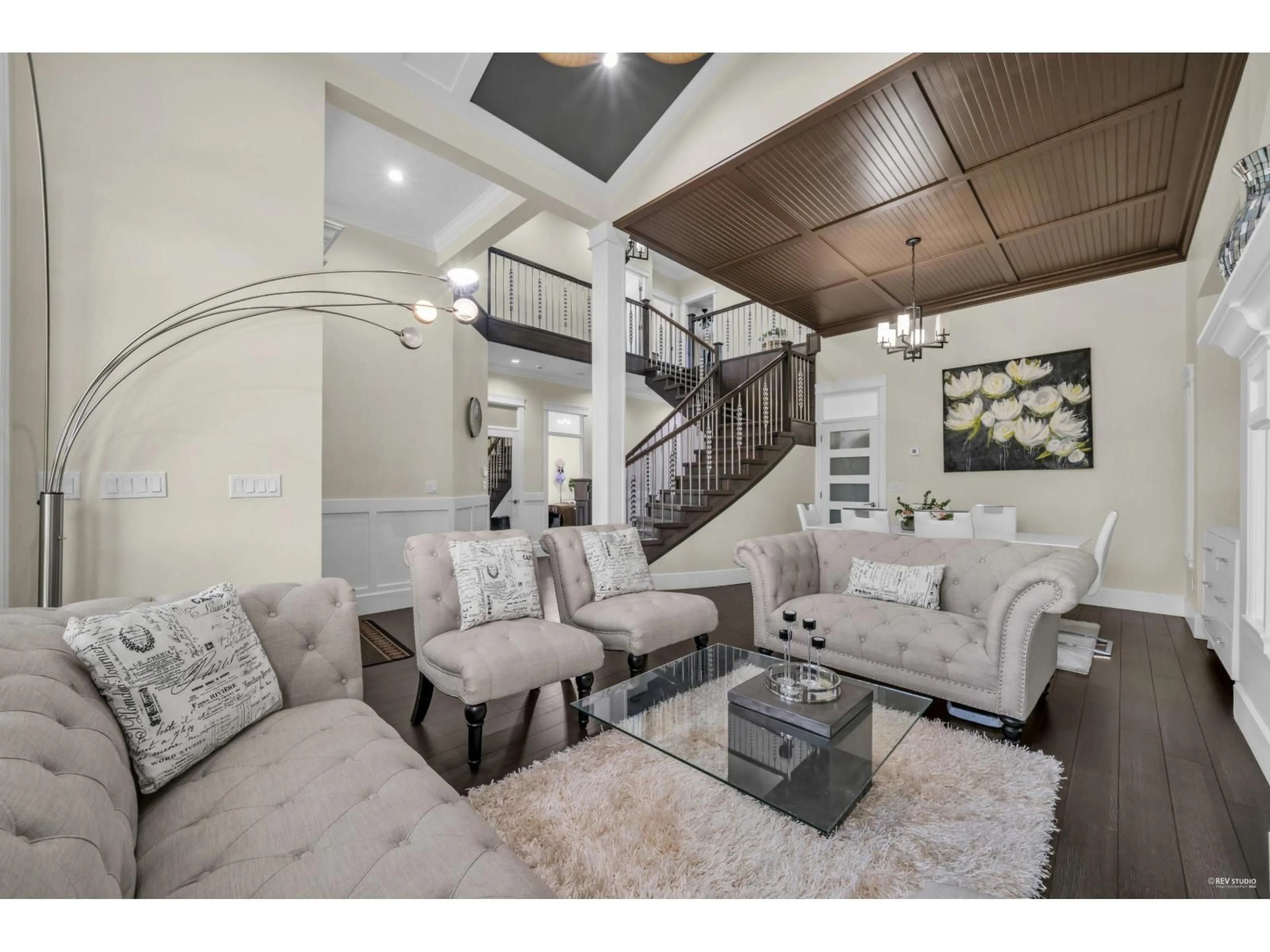 Living room with furniture, unknown for 14490 58 AVE, Surrey British Columbia V3S1Y3