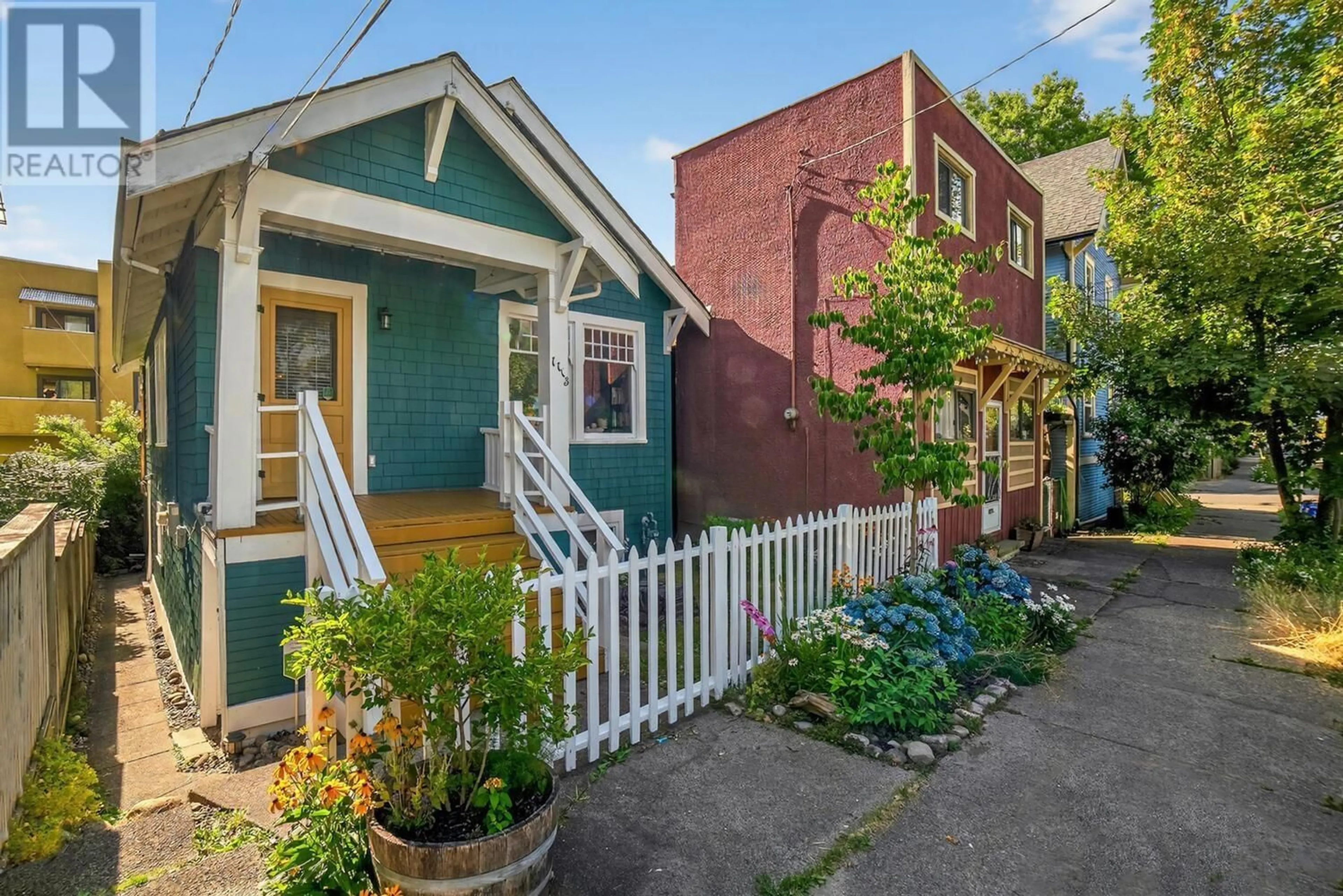 Unknown for 1113 MCLEAN DRIVE, Vancouver British Columbia V5L3N5