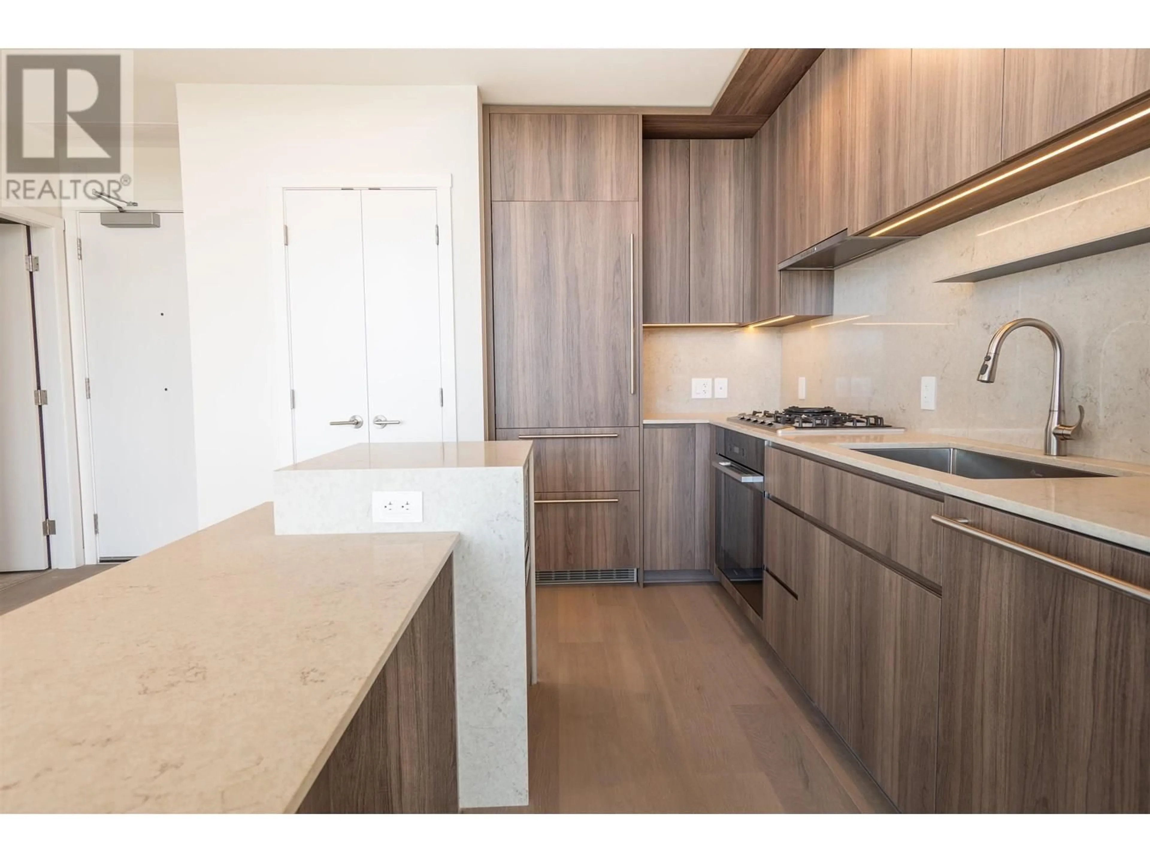 Standard kitchen, wood/laminate floor for 505 - 5212 CAMBIE STREET, Vancouver British Columbia V5Z2Z7