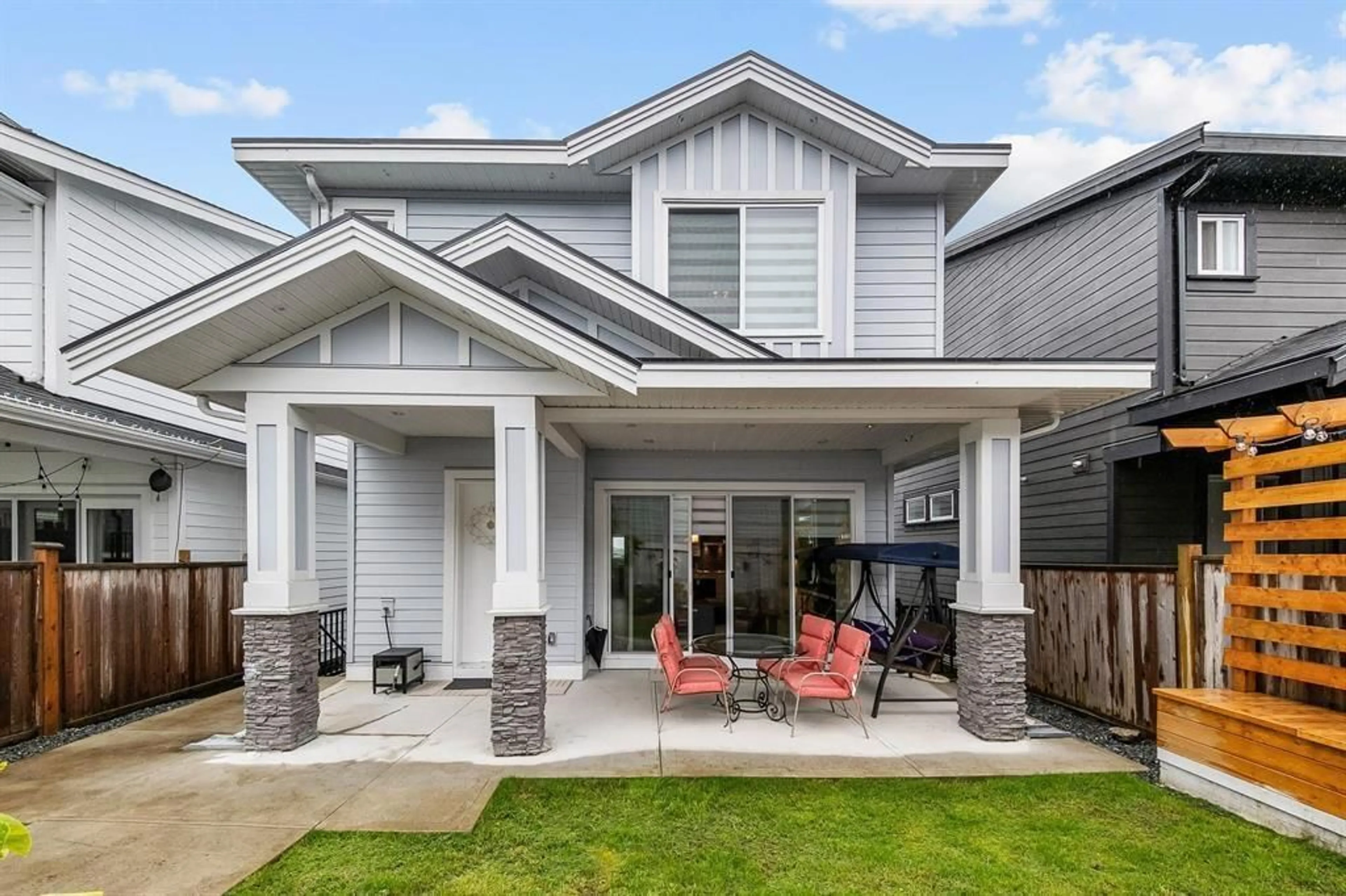 Home with vinyl exterior material, street for 16737 16, Surrey British Columbia V3Z0T3