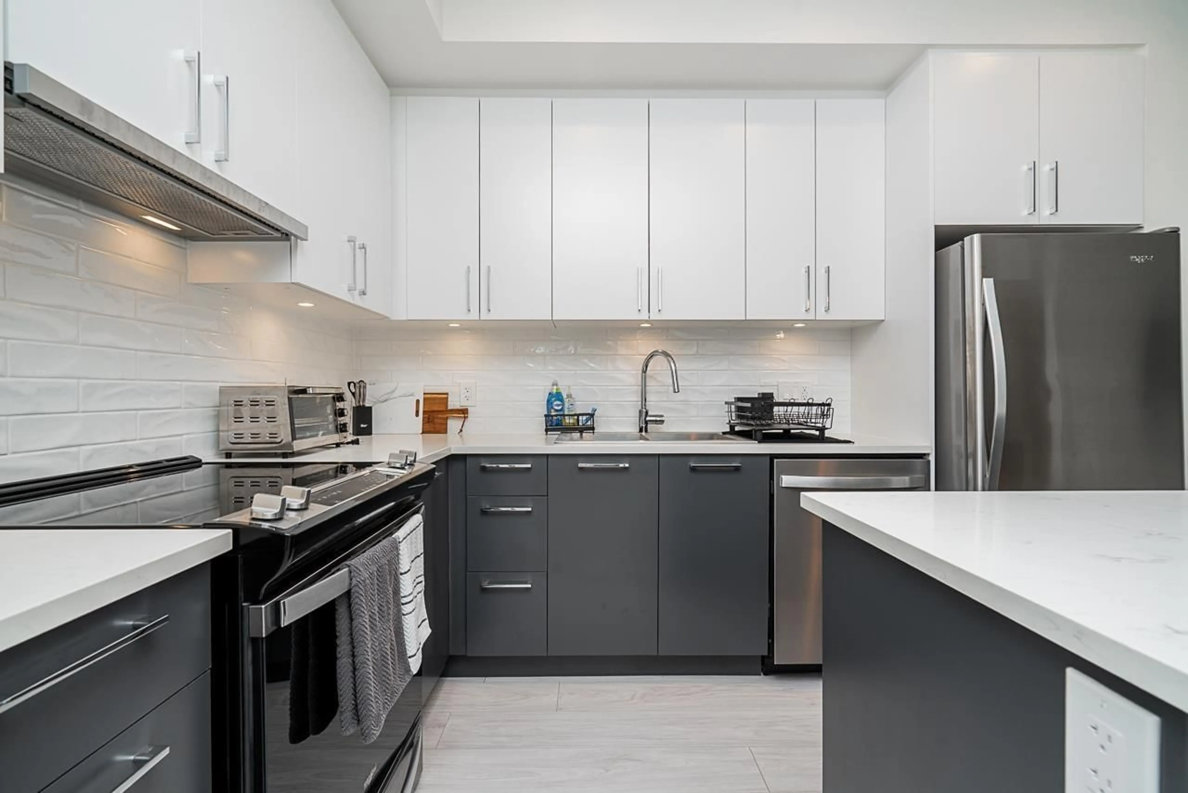 Standard kitchen, ceramic/tile floor for B110 - 20834 80, Langley British Columbia V2Y2C8