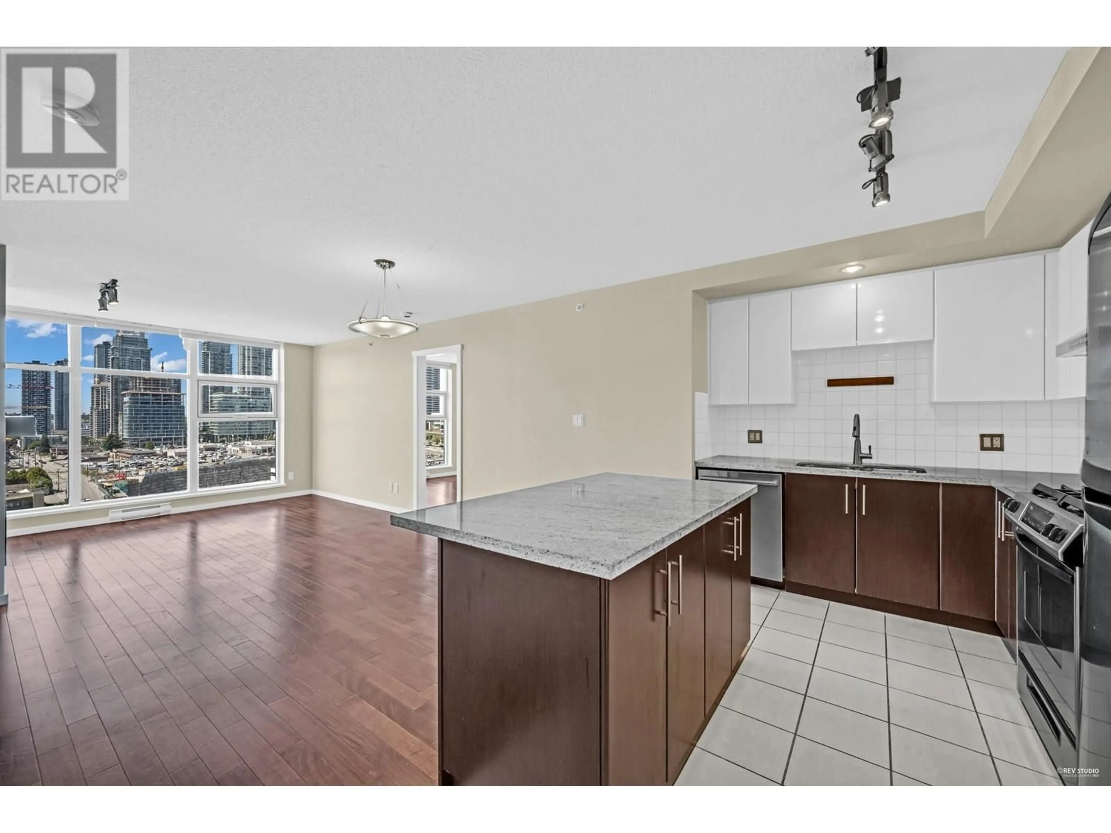 Open concept kitchen, unknown for 2208 - 2289 YUKON CRESCENT, Burnaby British Columbia V5C0B2
