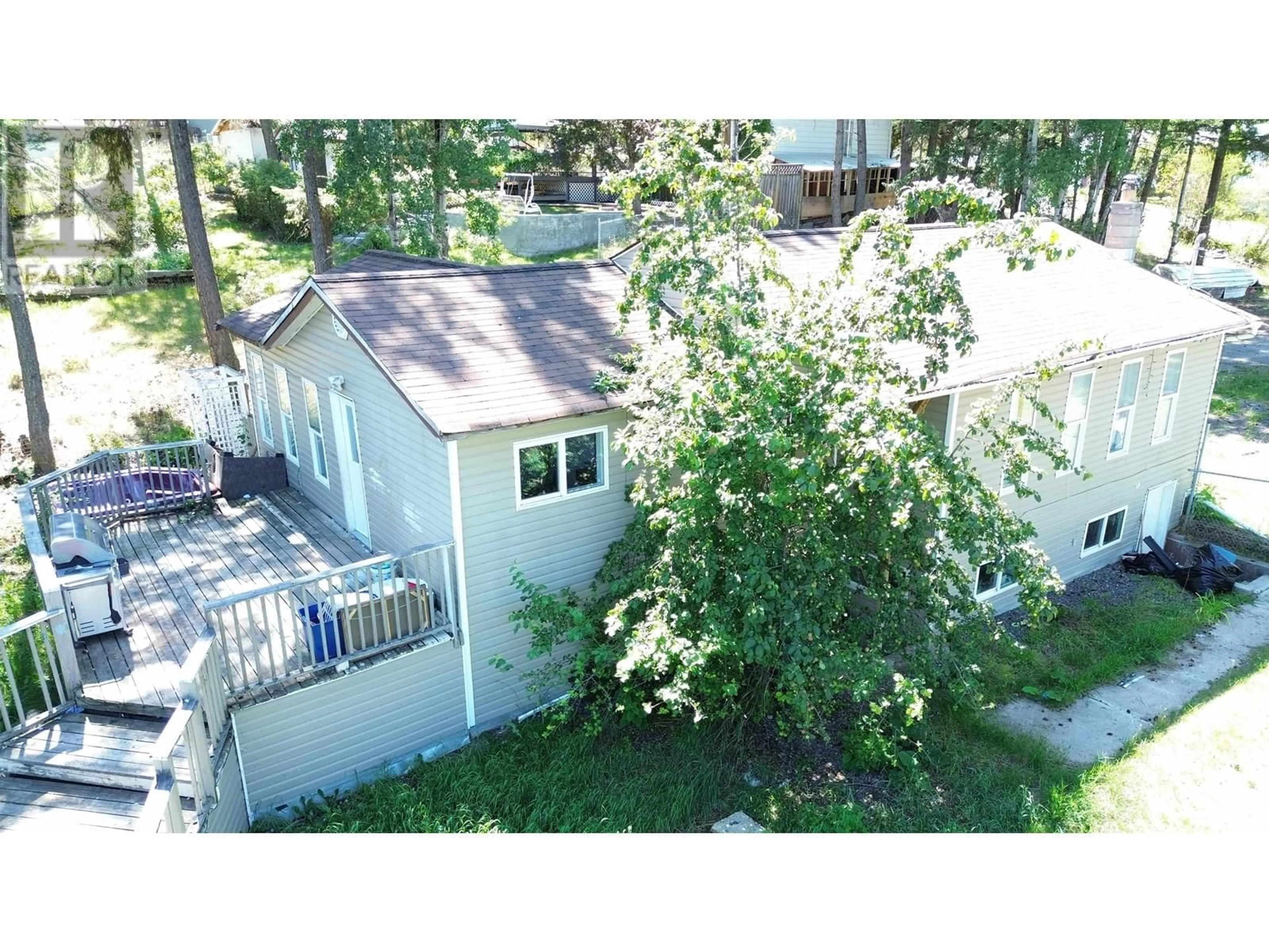 A pic from outside/outdoor area/front of a property/back of a property/a pic from drone, unknown for 1004 BALSAM STREET, Williams Lake British Columbia V2G3M7