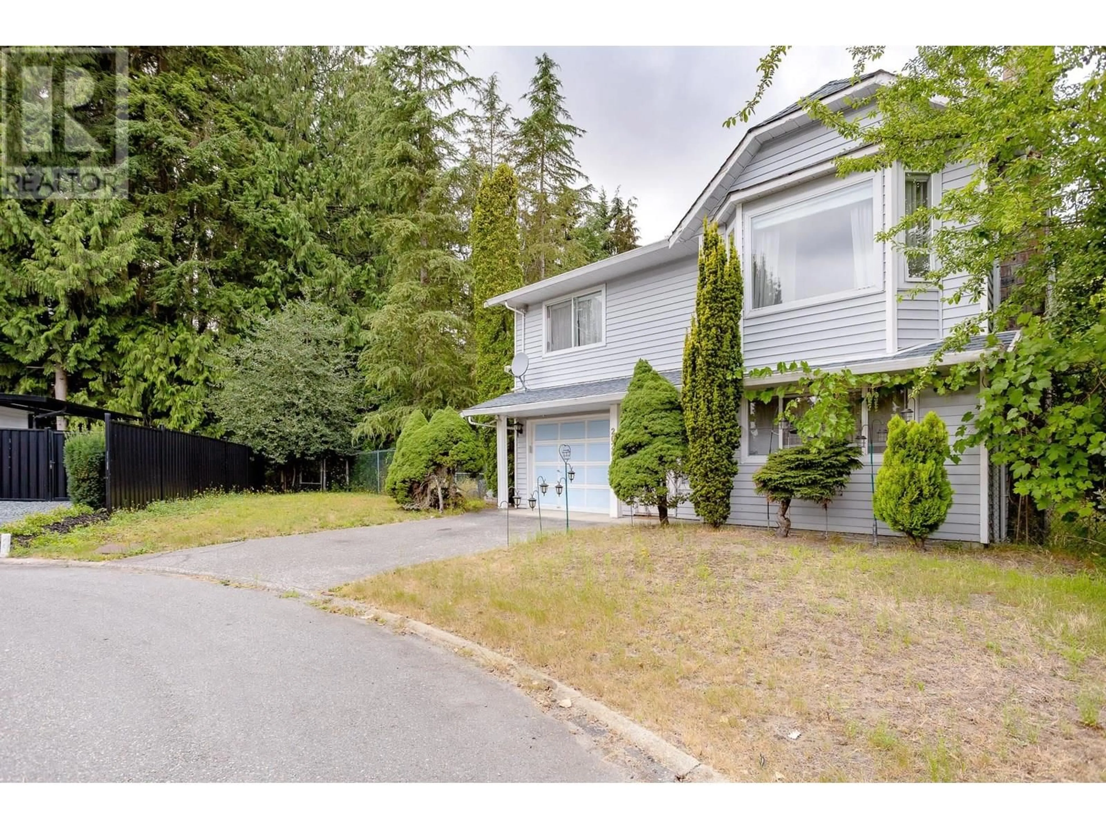 A pic from outside/outdoor area/front of a property/back of a property/a pic from drone, street for 2026 SHAUGHNESSY PLACE, Coquitlam British Columbia V3E2J1