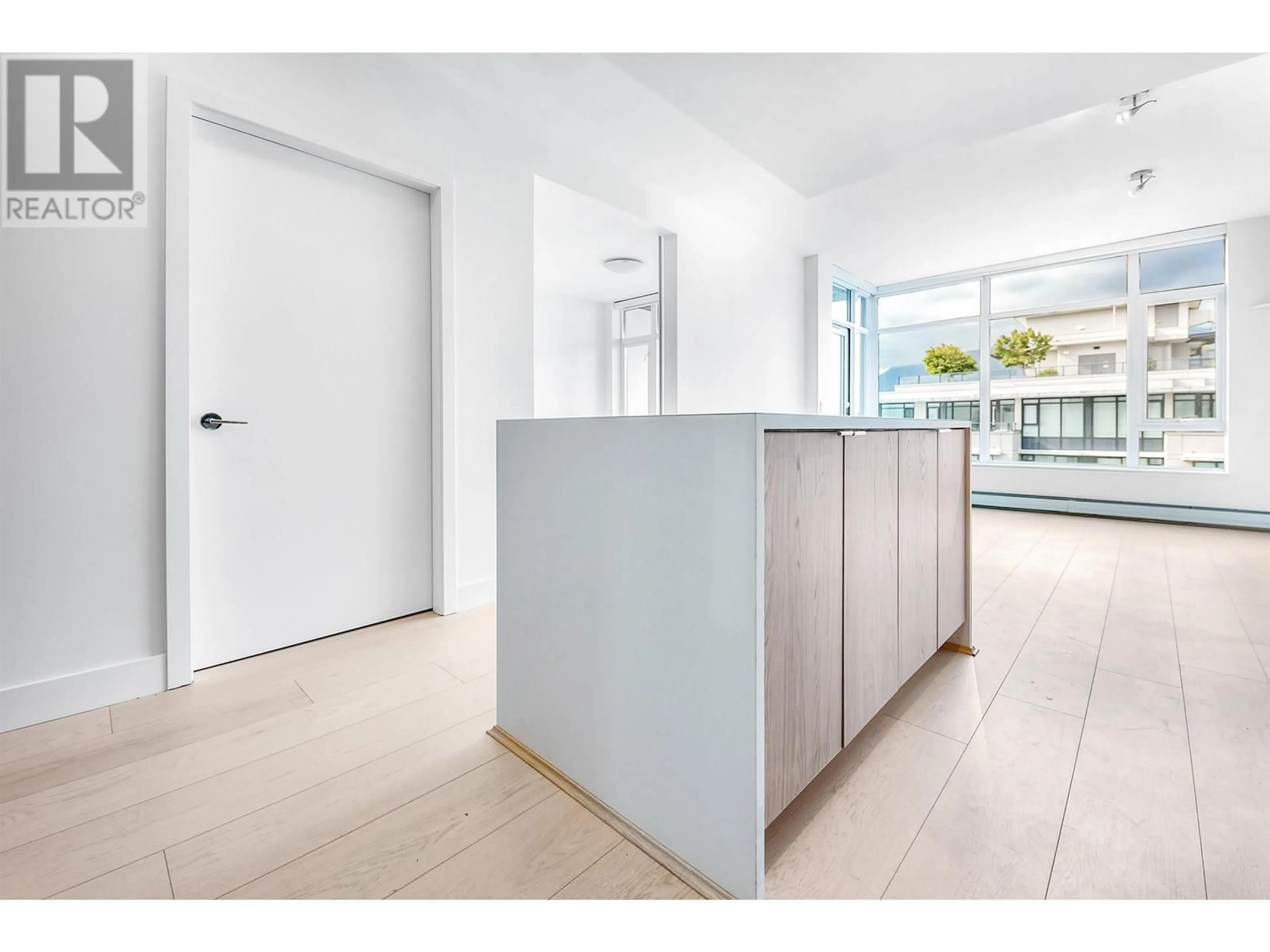 Unknown for 1406 - 1320 CHESTERFIELD AVENUE, North Vancouver British Columbia V7M9A7