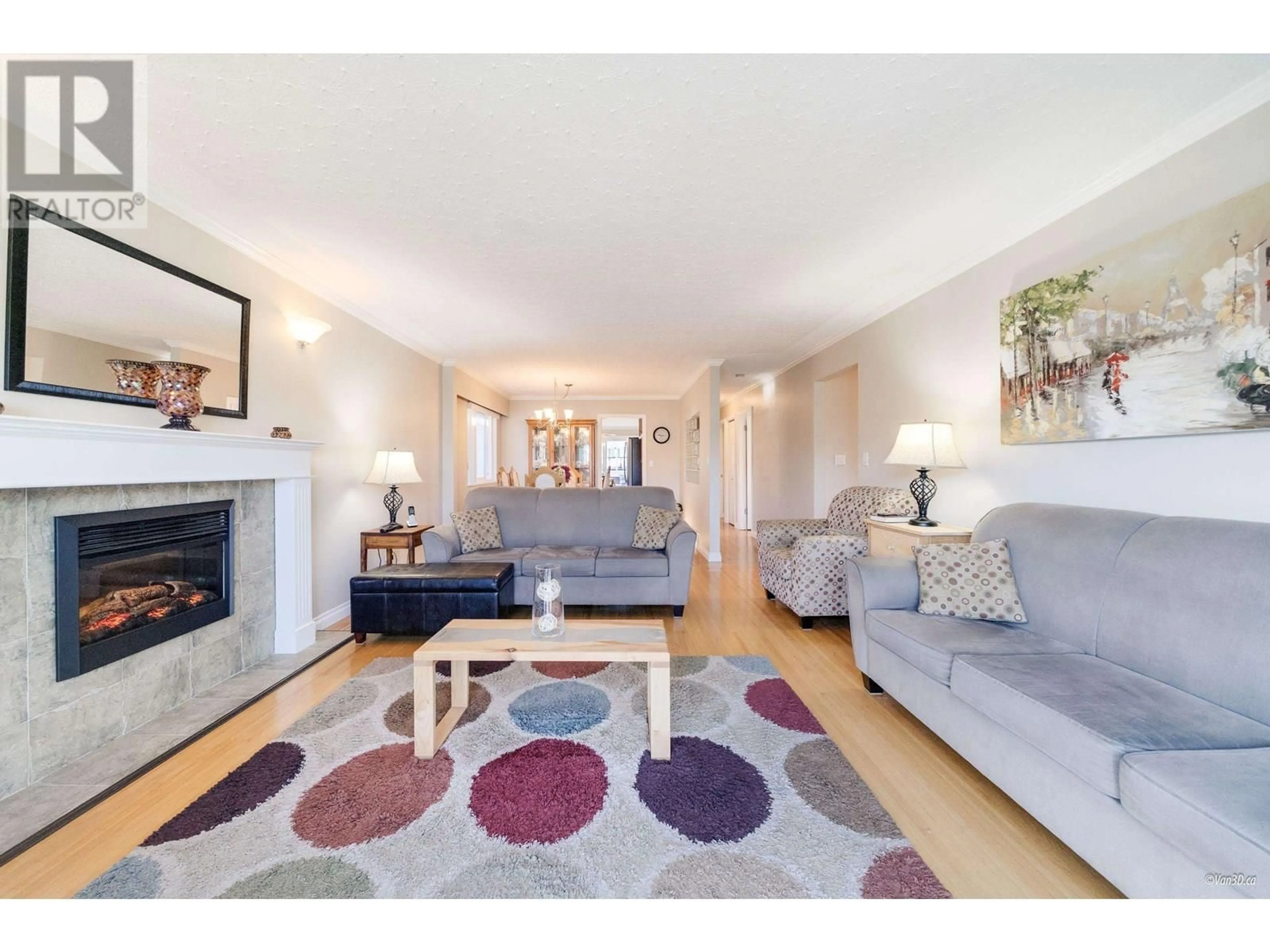 Living room with furniture, unknown for 4524 PENDER STREET, Burnaby British Columbia V5C2N1